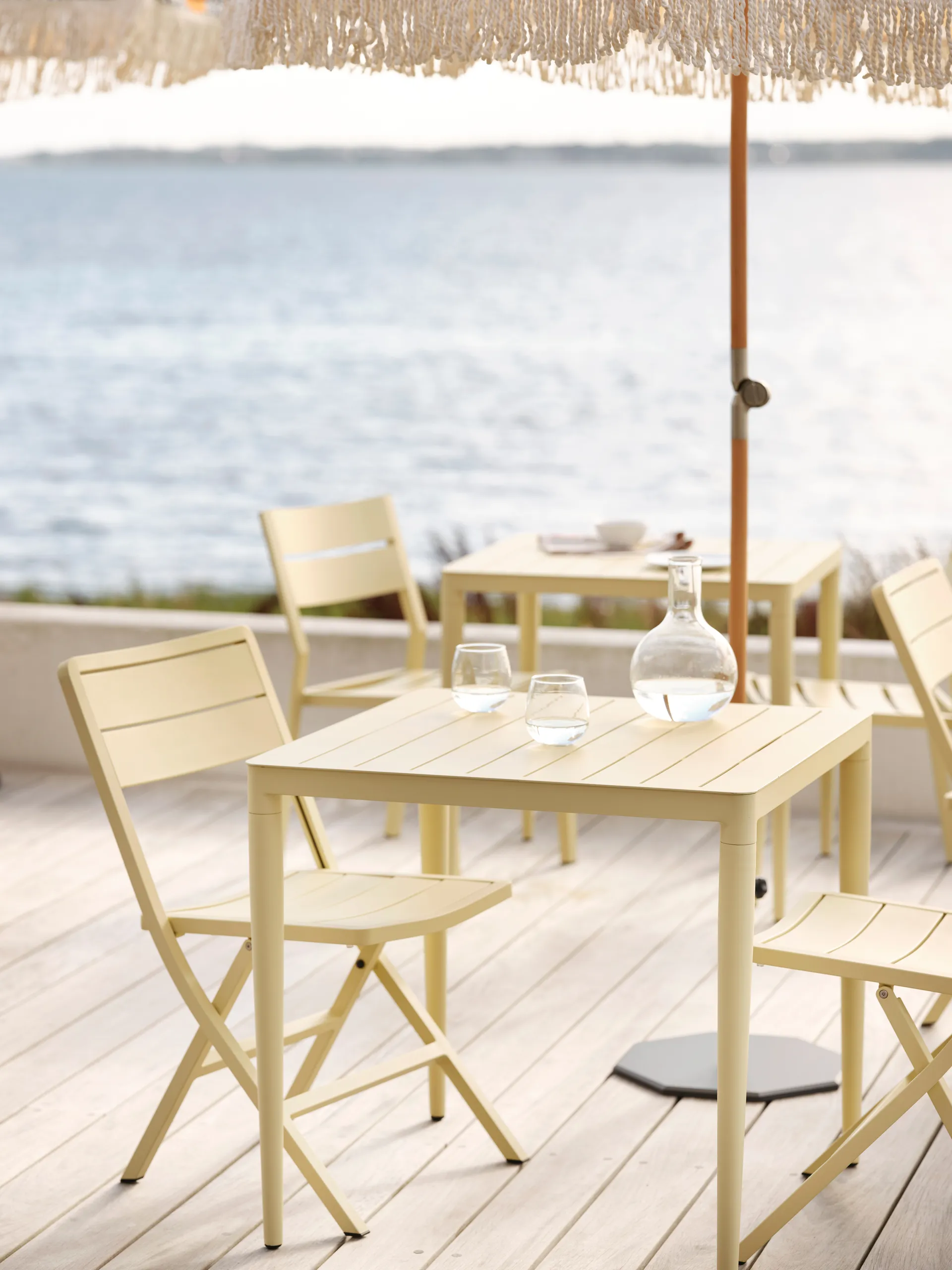 Mesa de comedor Bigby, Dusty green 76 cm Brafab