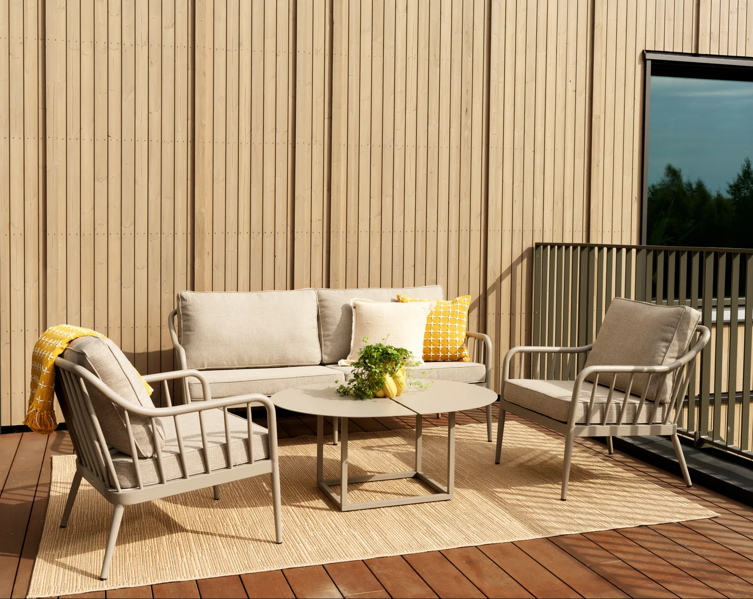 Sofá Coleville, Khaki-burlap beige, 3 plazas Brafab