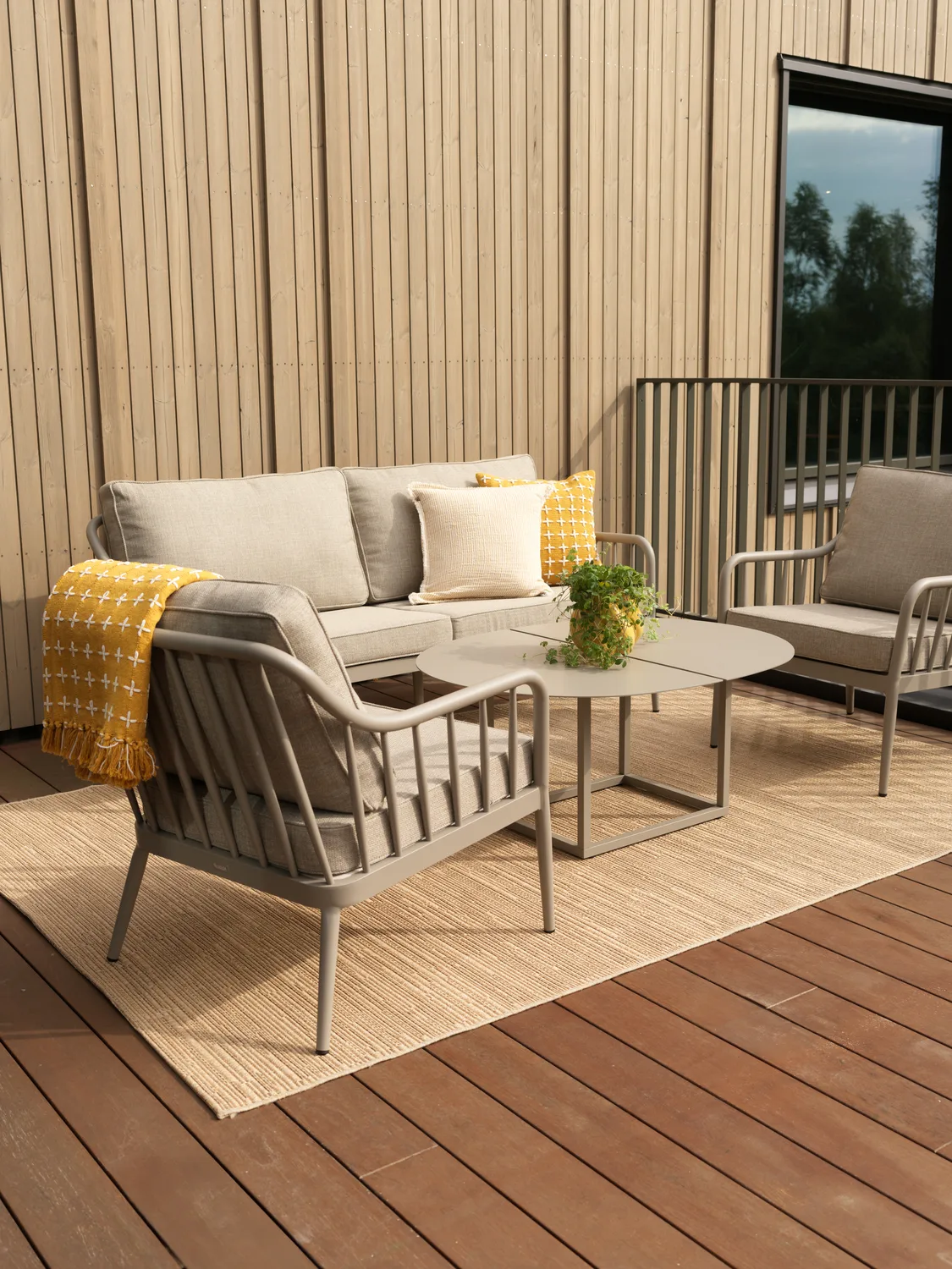 Sofá Coleville, Khaki-burlap beige, 3 plazas Brafab