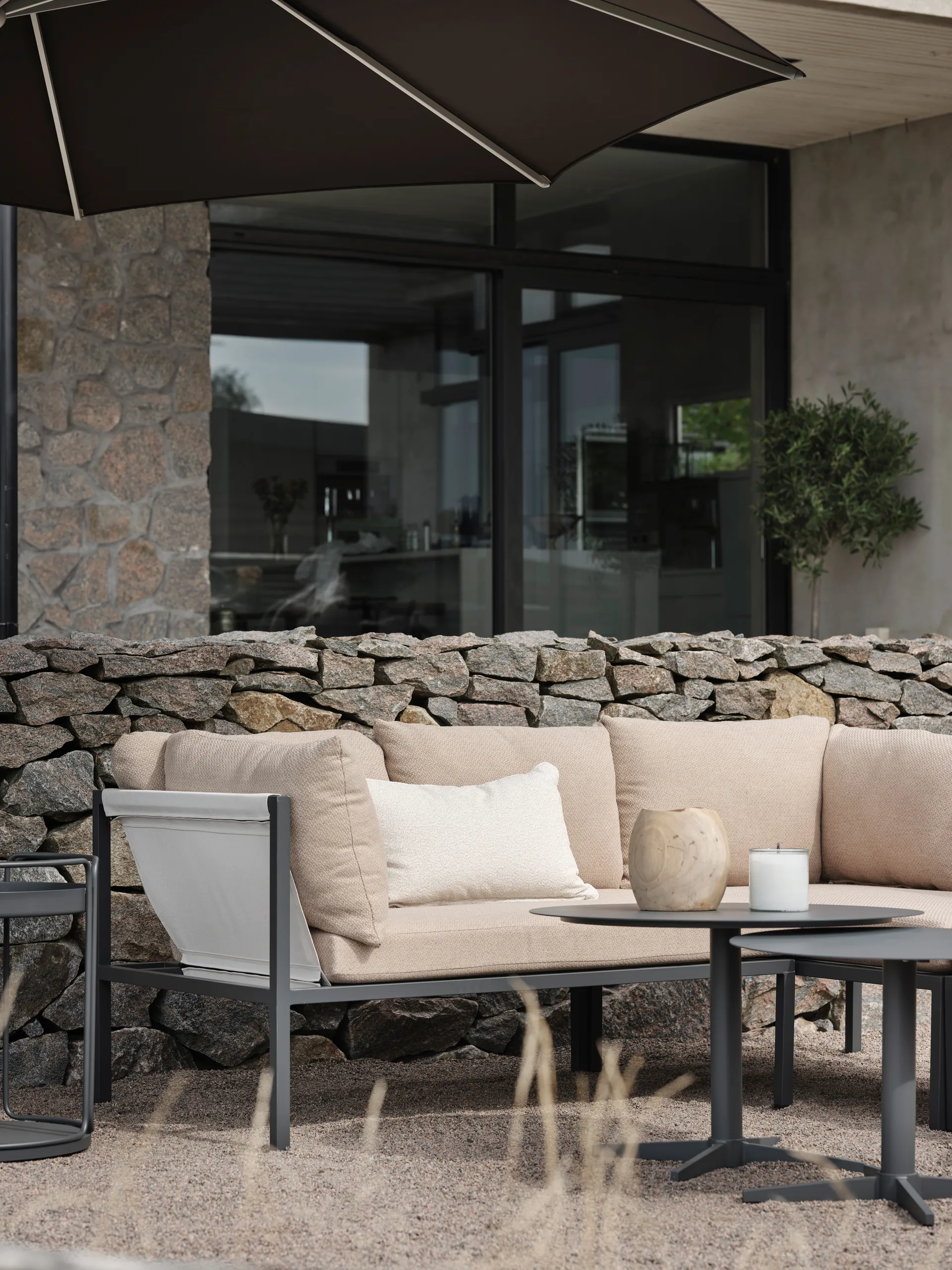 Sofá rinconera Allie, Barley-anthracite Brafab