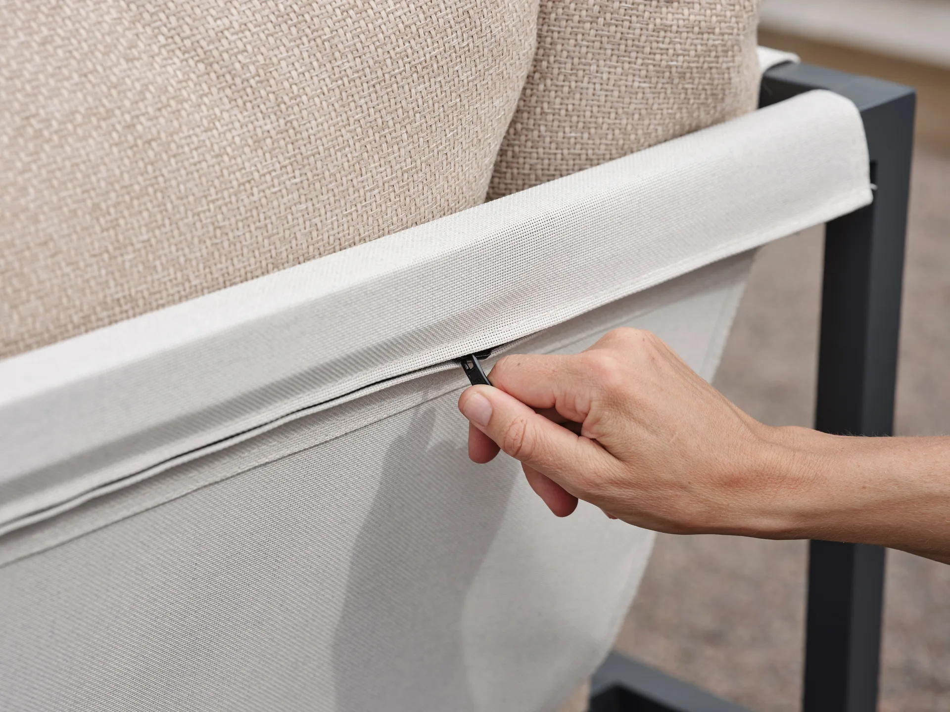 Sofá rinconera Allie, Barley-anthracite Brafab