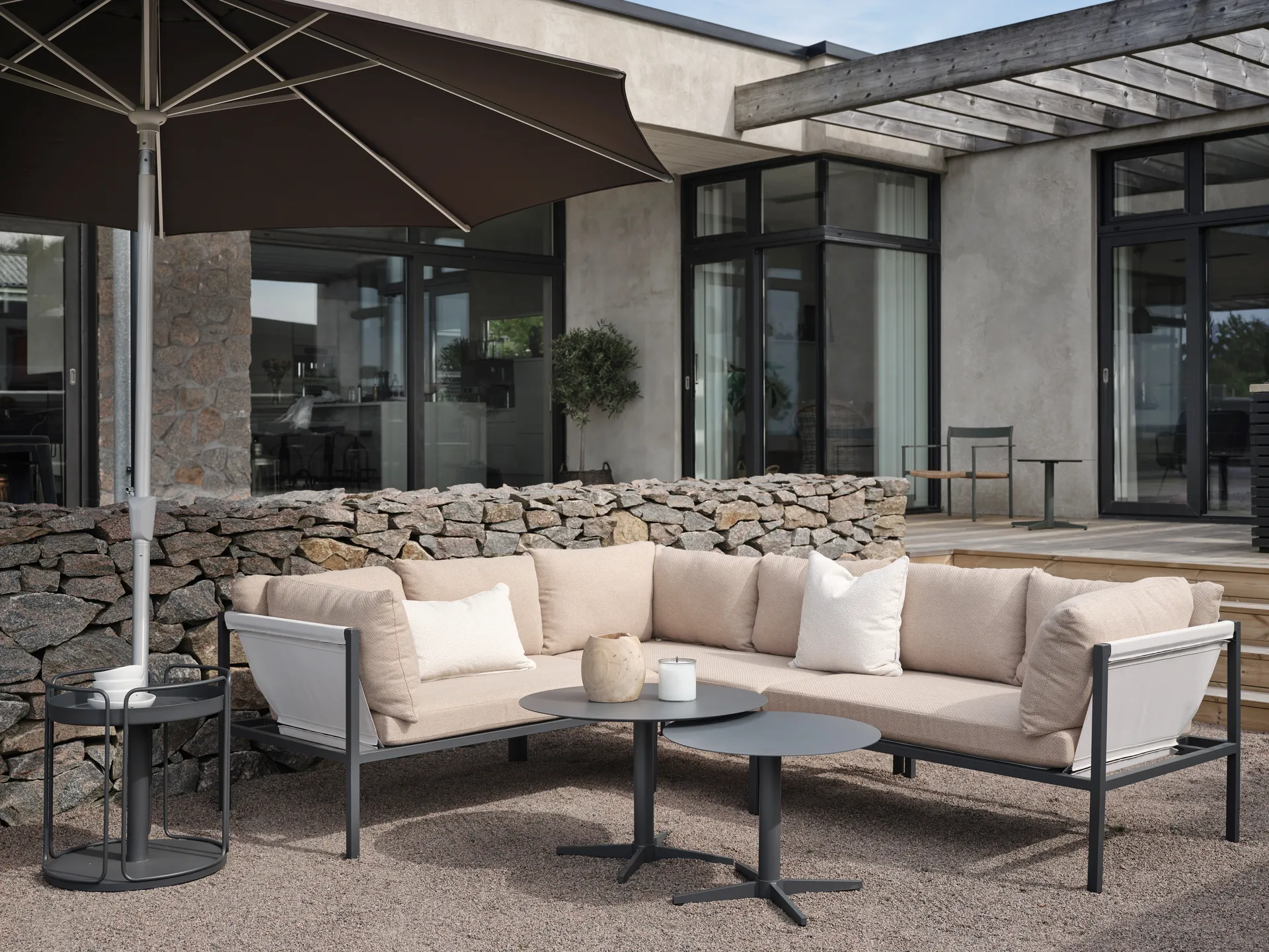 Sofá rinconera Allie, Barley-anthracite Brafab