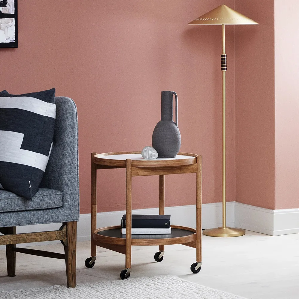 Carrito Bølling Tray Table model 50, Stone, estructura de roble sin tratar Brdr. Krüger