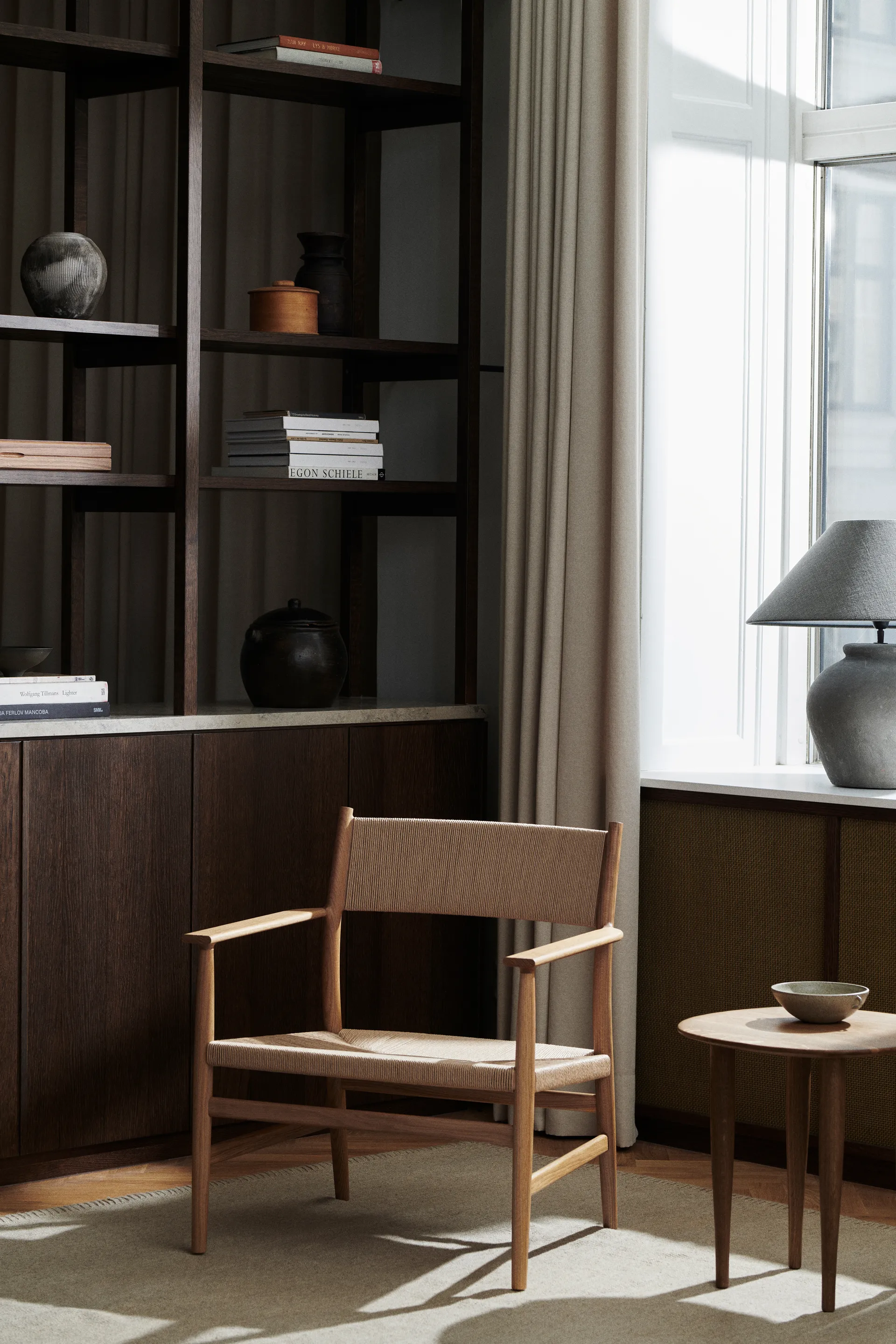 Mesa auxiliar JariØ45 cm, Roble aceitado ahumado Brdr. Krüger