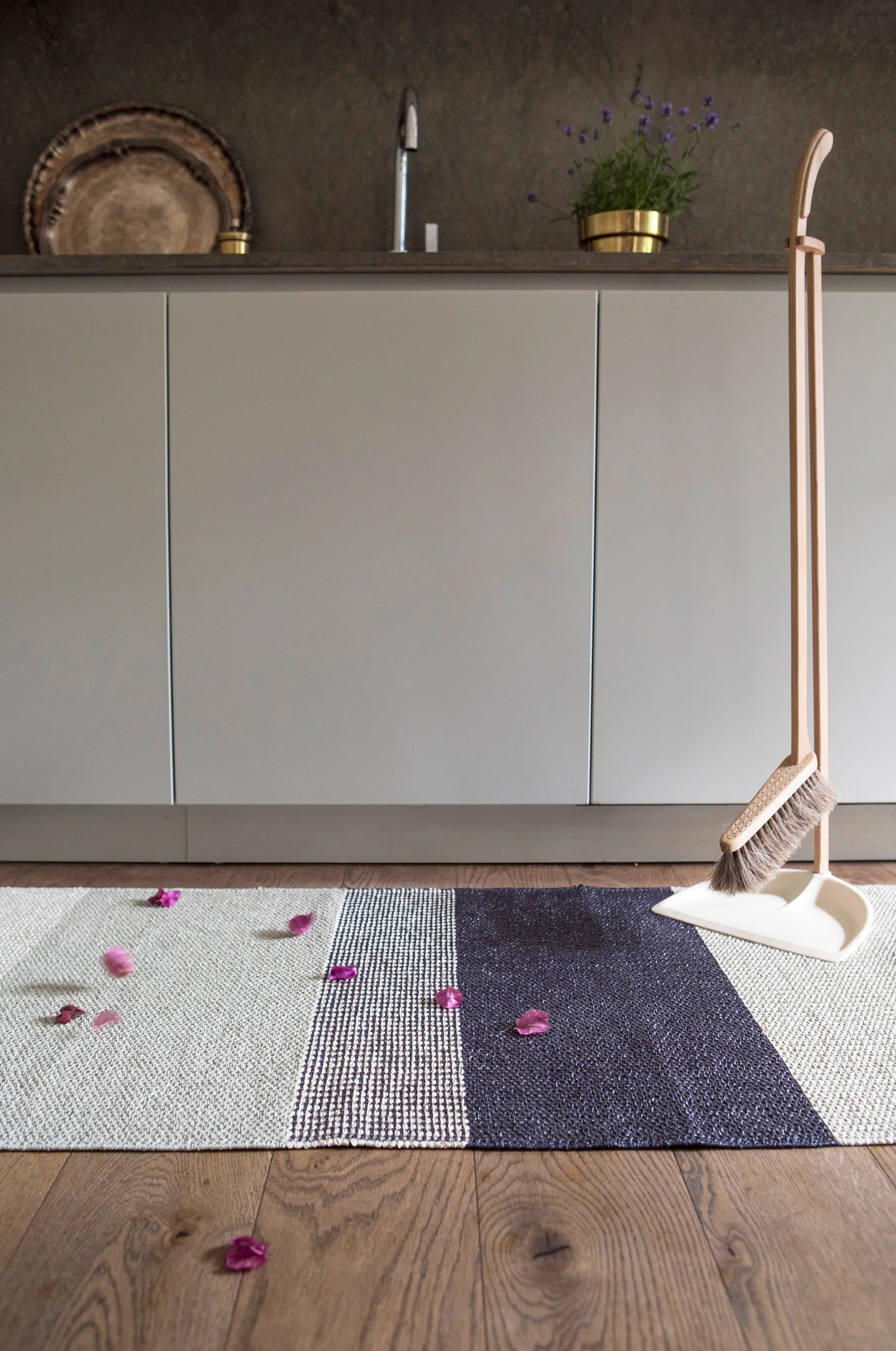 Afombra de plástico Seasons 170x250 cm, berry (rosa/morado) Brita Sweden