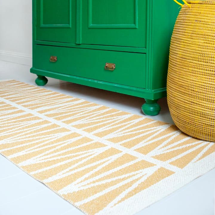 Alfombra Helmi, amarillo - 70 x 200 cm - Brita Sweden
