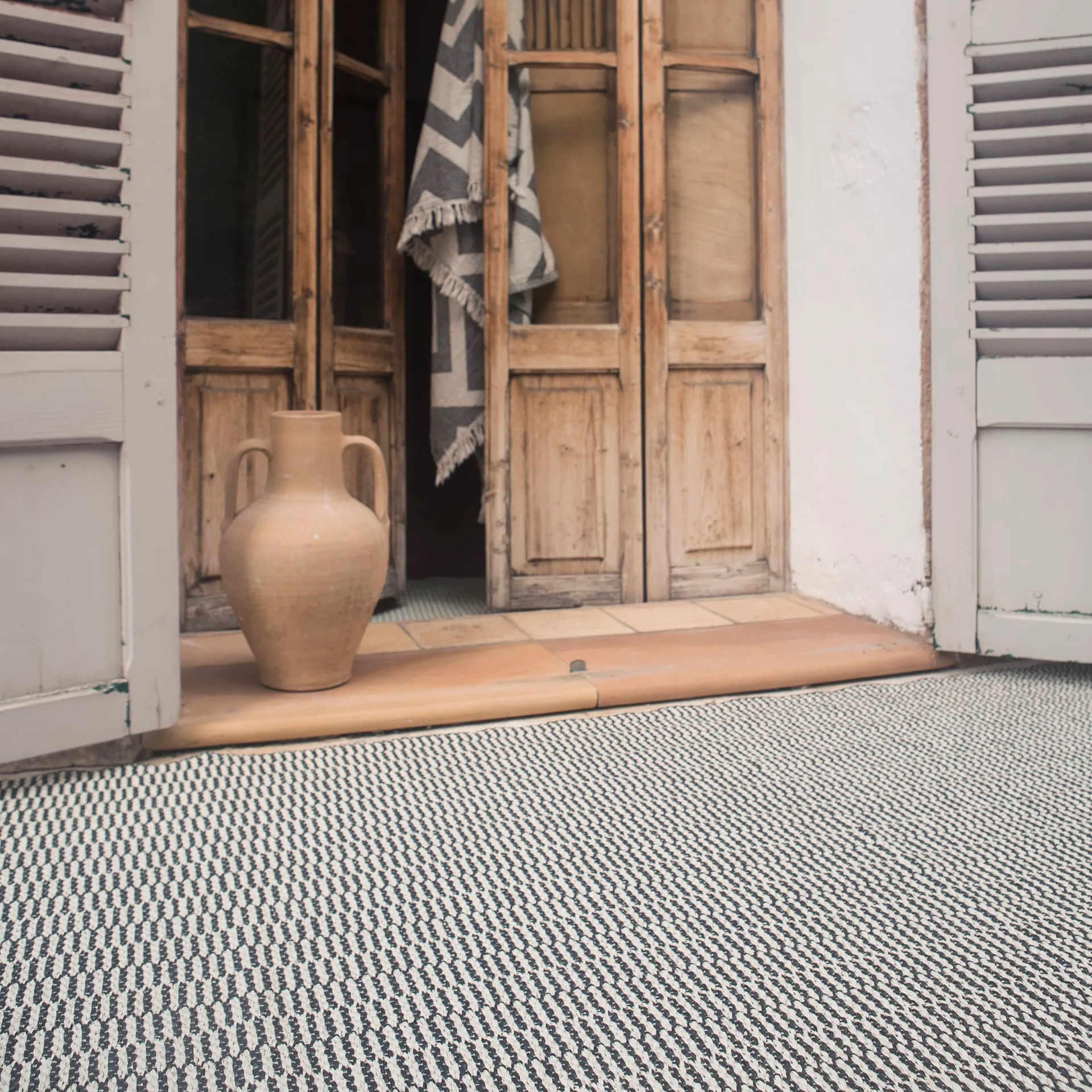 Alfombra Pemba beluga, 70 x 300 cm Brita Sweden