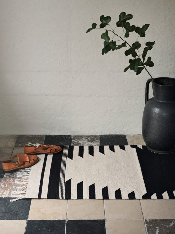Alfombra Iselin 140x200 cm, Black-off white Broste Copenhagen