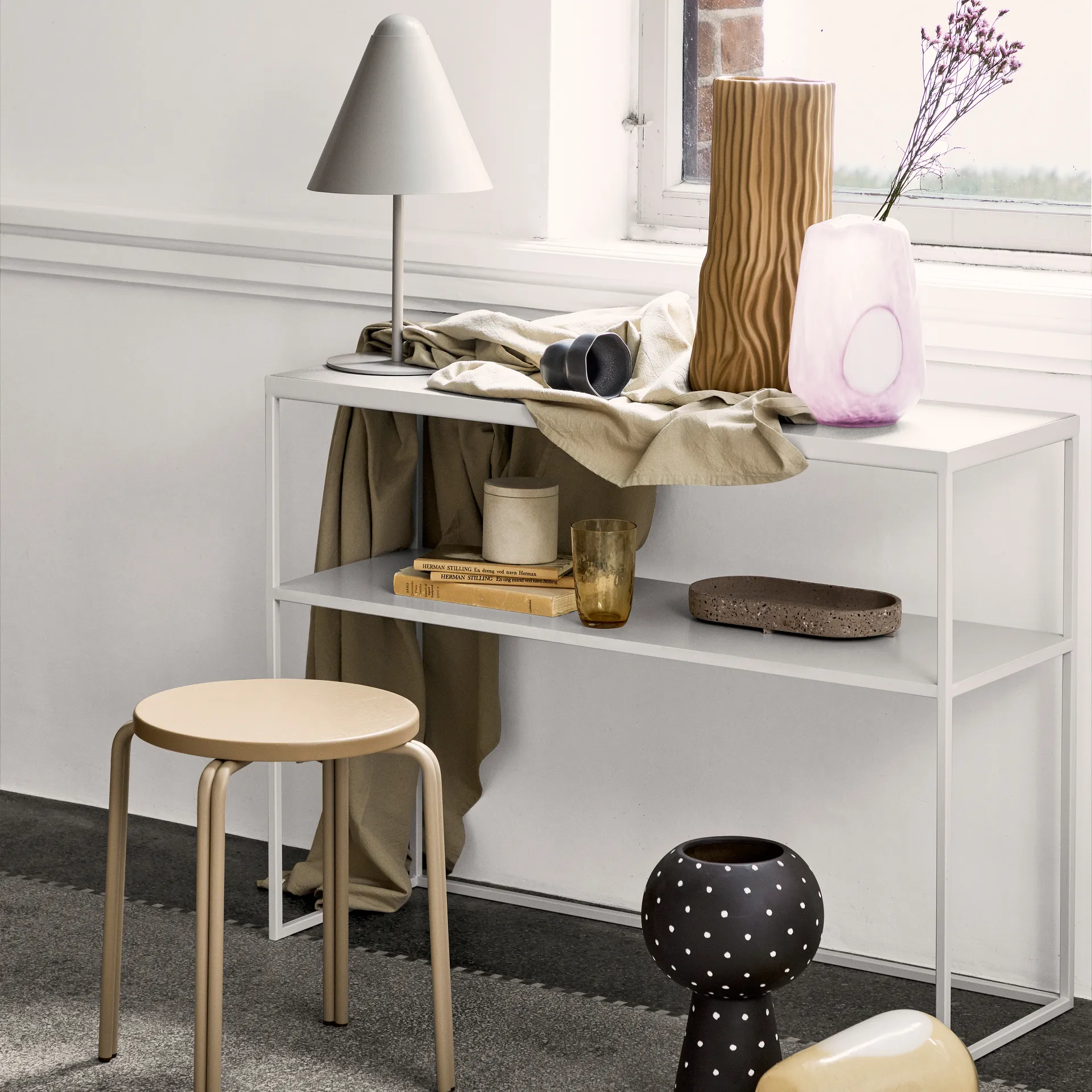 Base para lámpara Gine, Light grey Broste Copenhagen