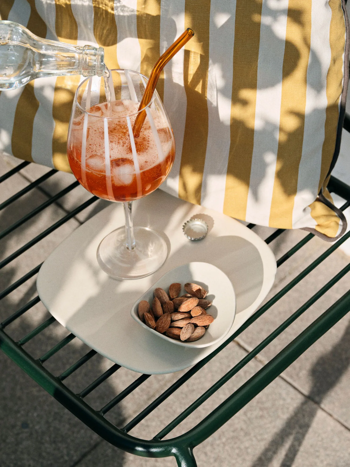 Copa de vino tinto Stripe 65 cl, Clear-white stripes Broste Copenhagen