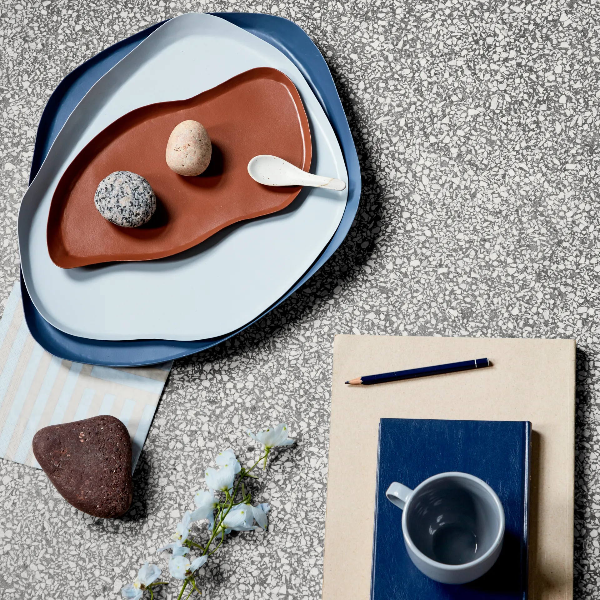 Cucharilla de té Eli 9,2 cm, Soft light grey Broste Copenhagen