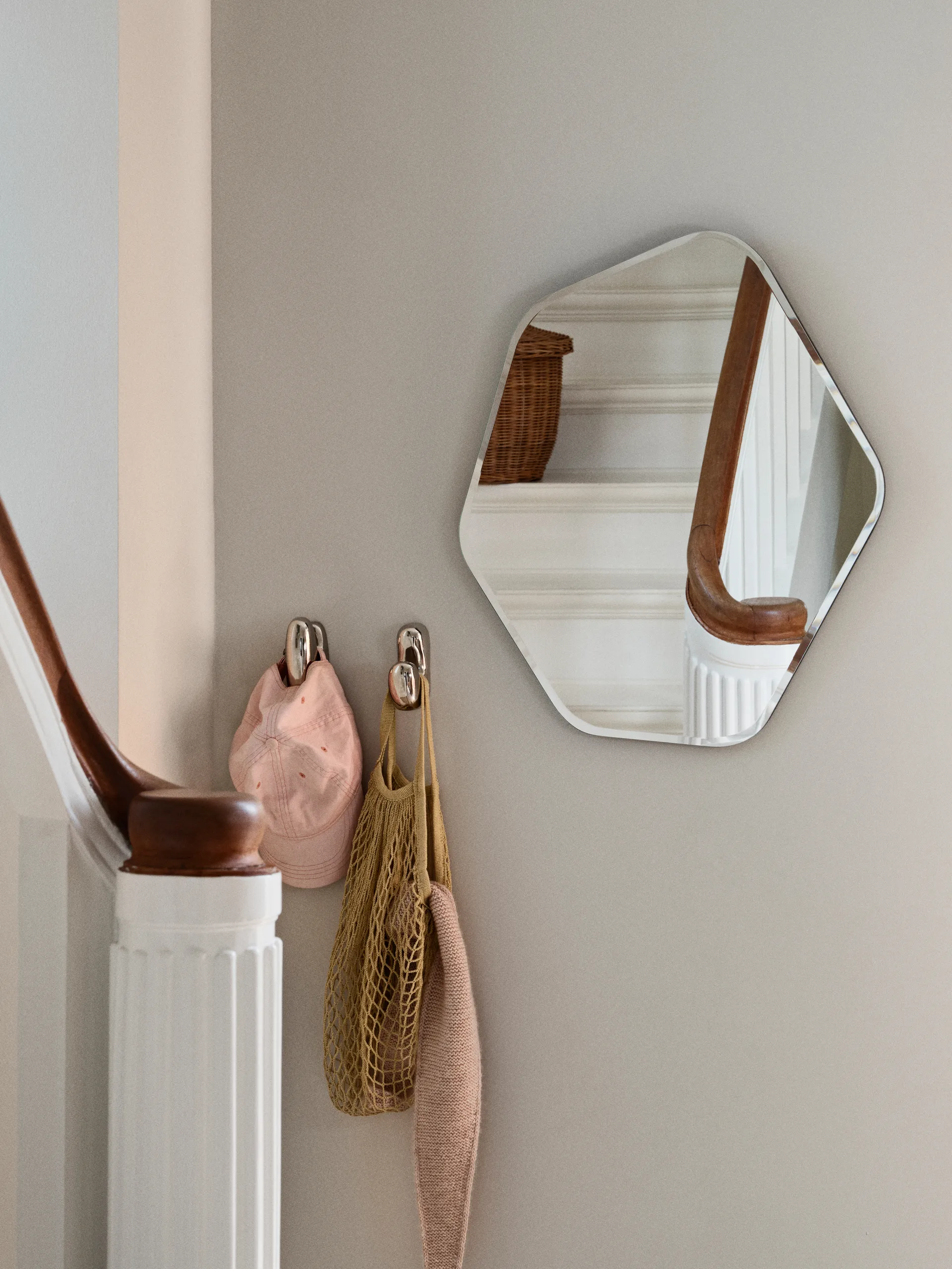 Espejo de pared Ruby 60x50 cm, Clear-black Broste Copenhagen