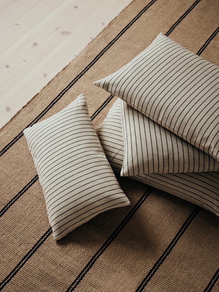 Funda de cojín Karen, Light beige-black, 30x50 cm Broste Copenhagen