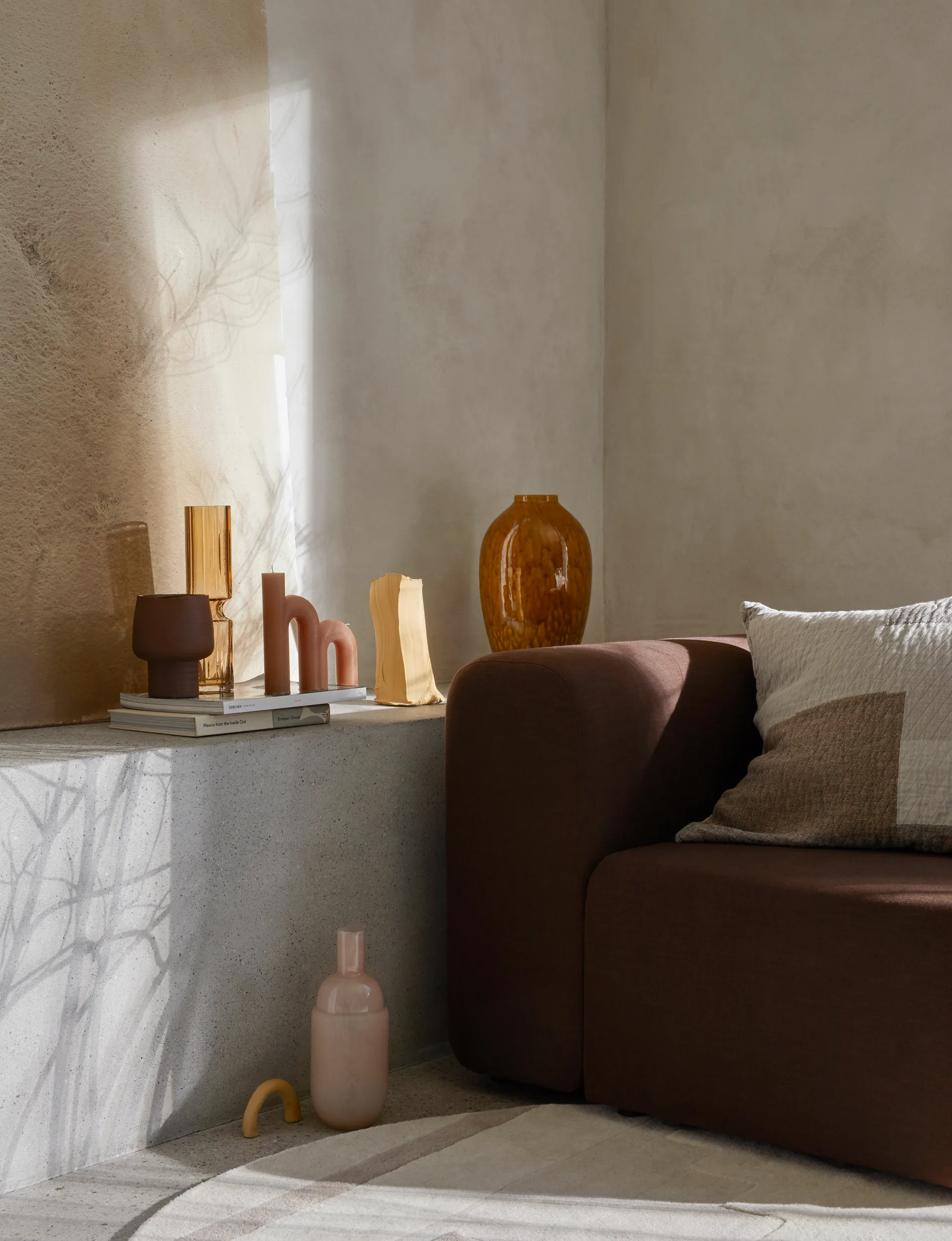 Jarrón de vidrio Hyacint 31,7 cm, Indian tan Broste Copenhagen