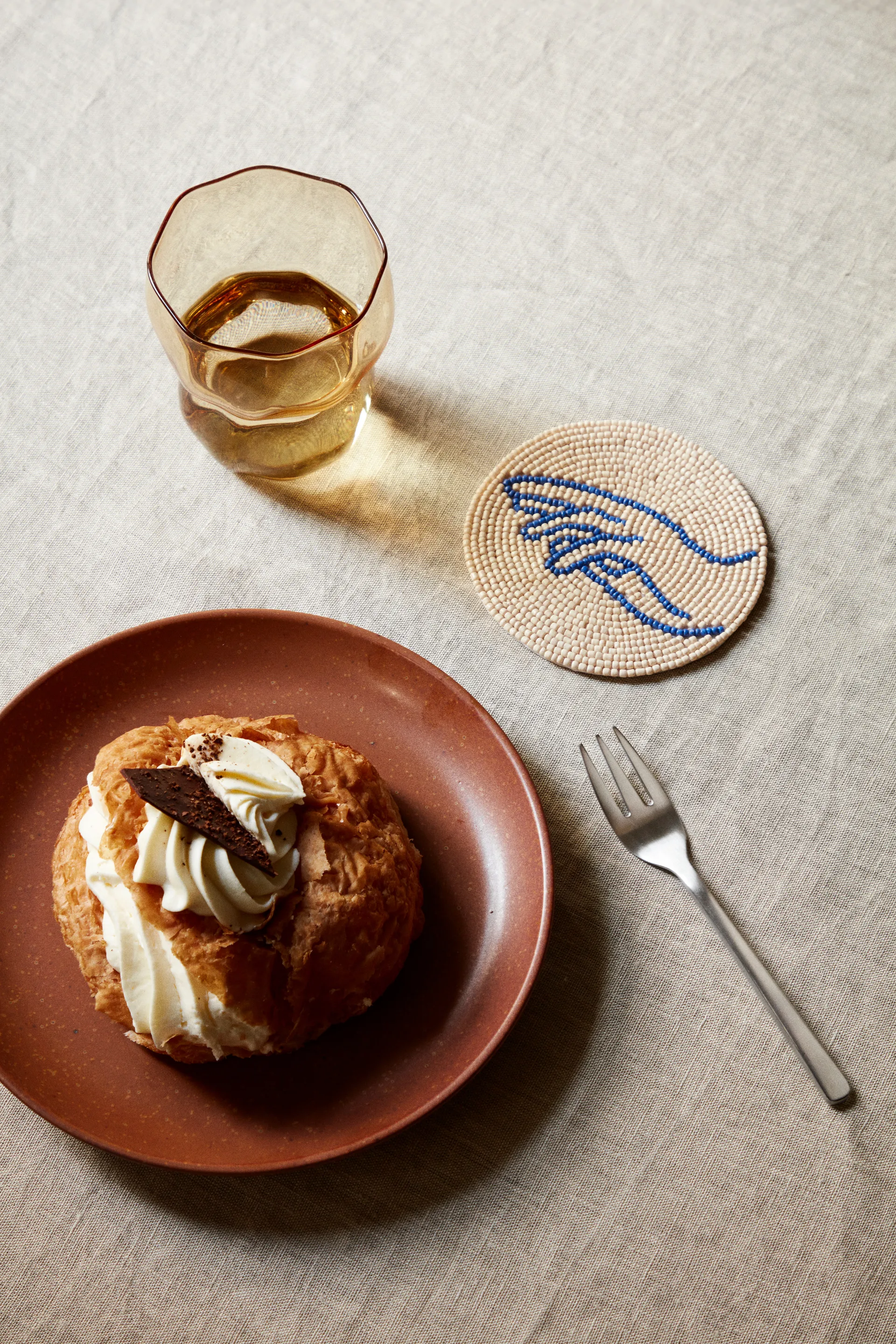 Platillo Eli Ø20 cm, Caramel brown Broste Copenhagen