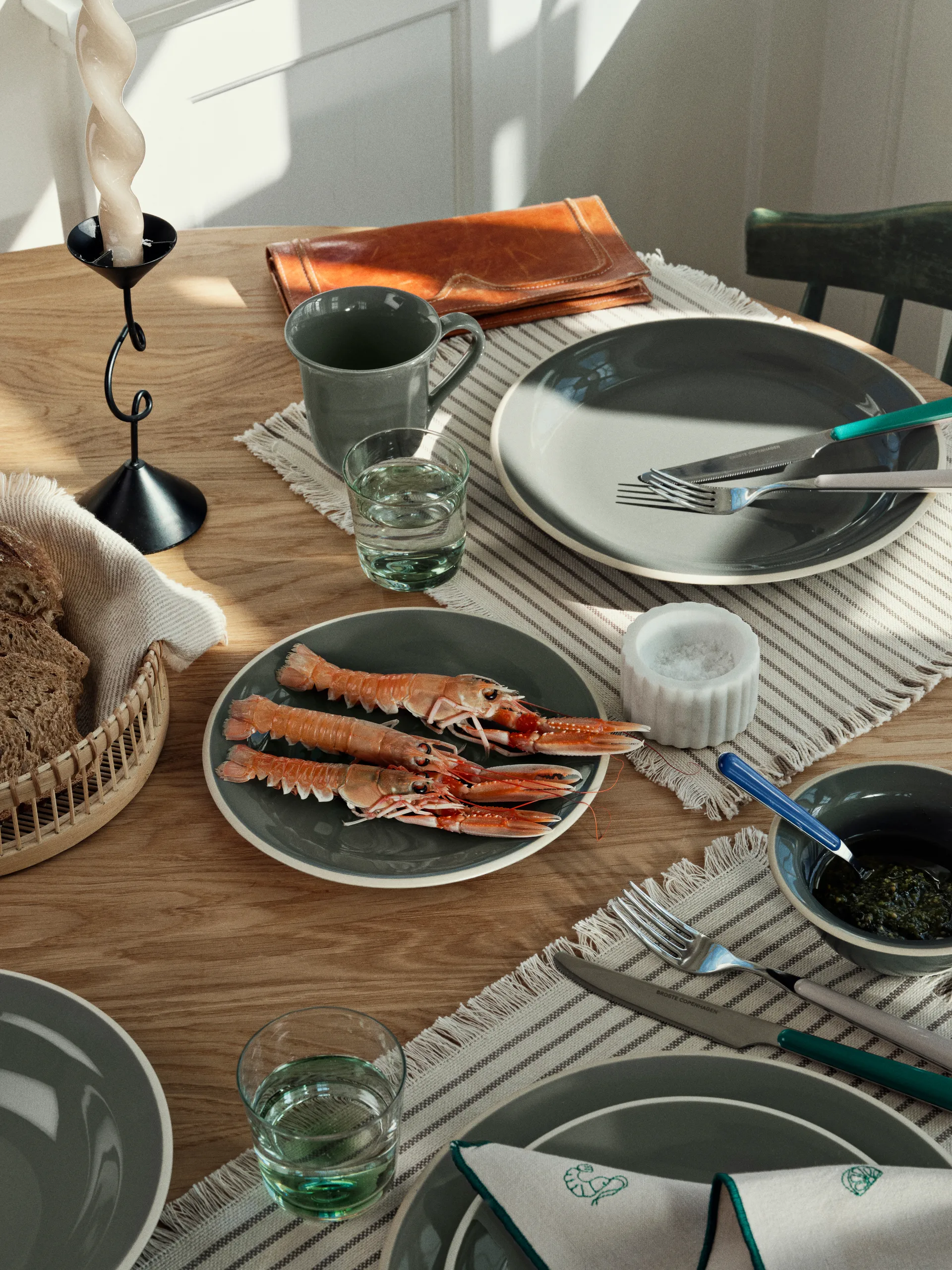 Plato de almuerzo Taverna Ø22 cm, Green Broste Copenhagen