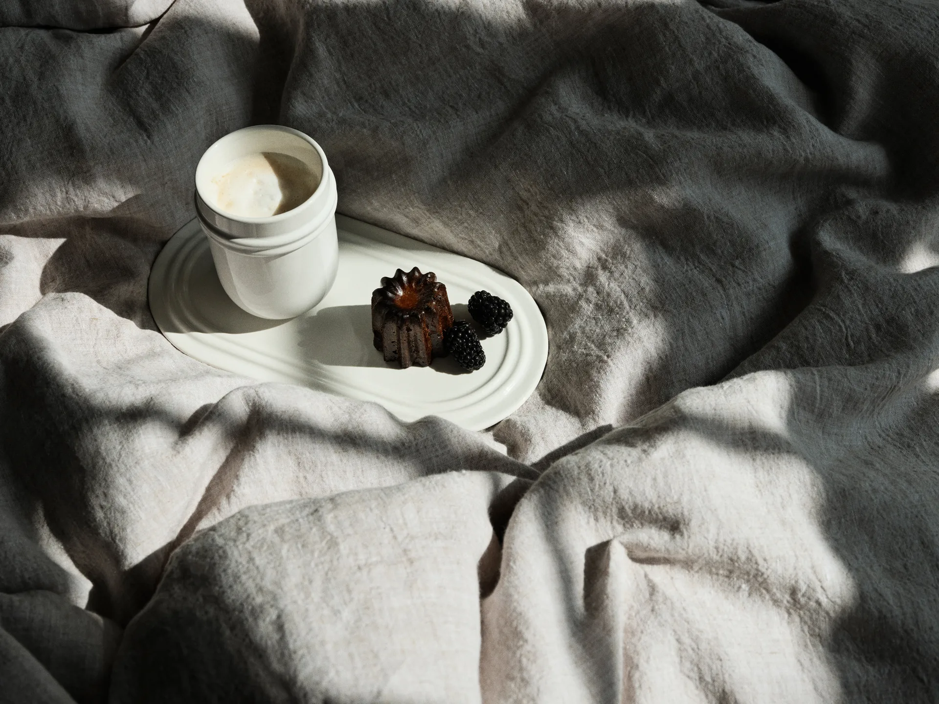 Plato ovalado Stevns 27,5 cm, Chalk white Broste Copenhagen