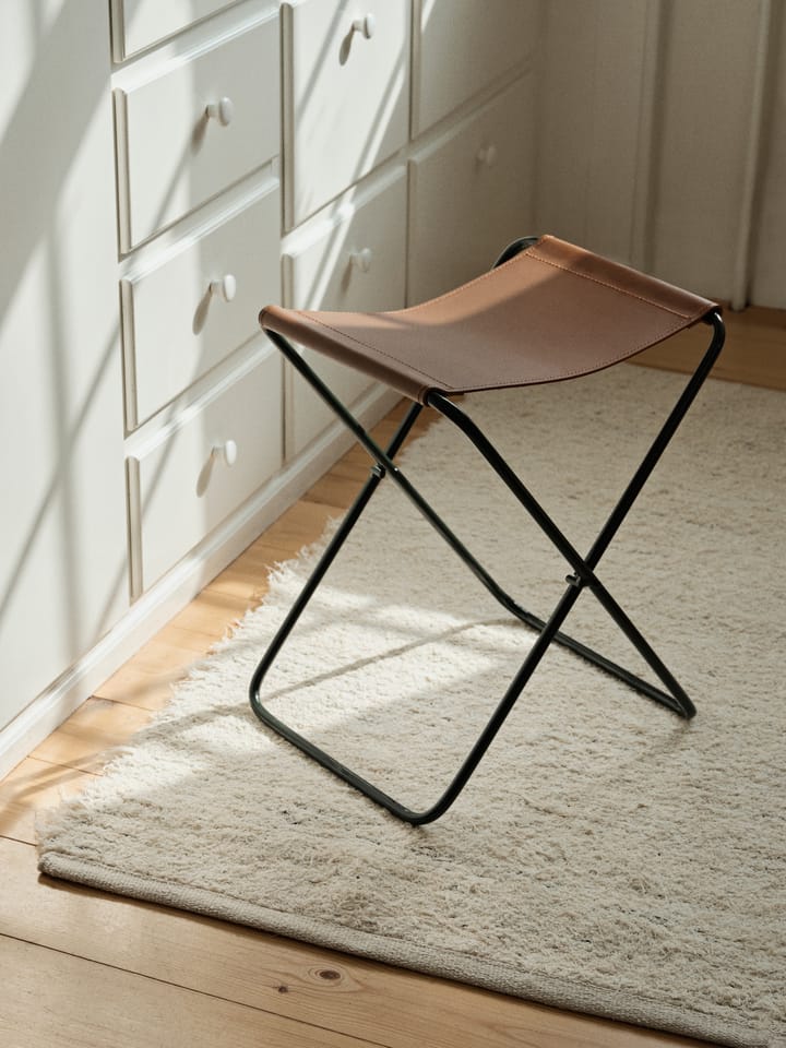 Taburete Nola cuero, Forest green Broste Copenhagen