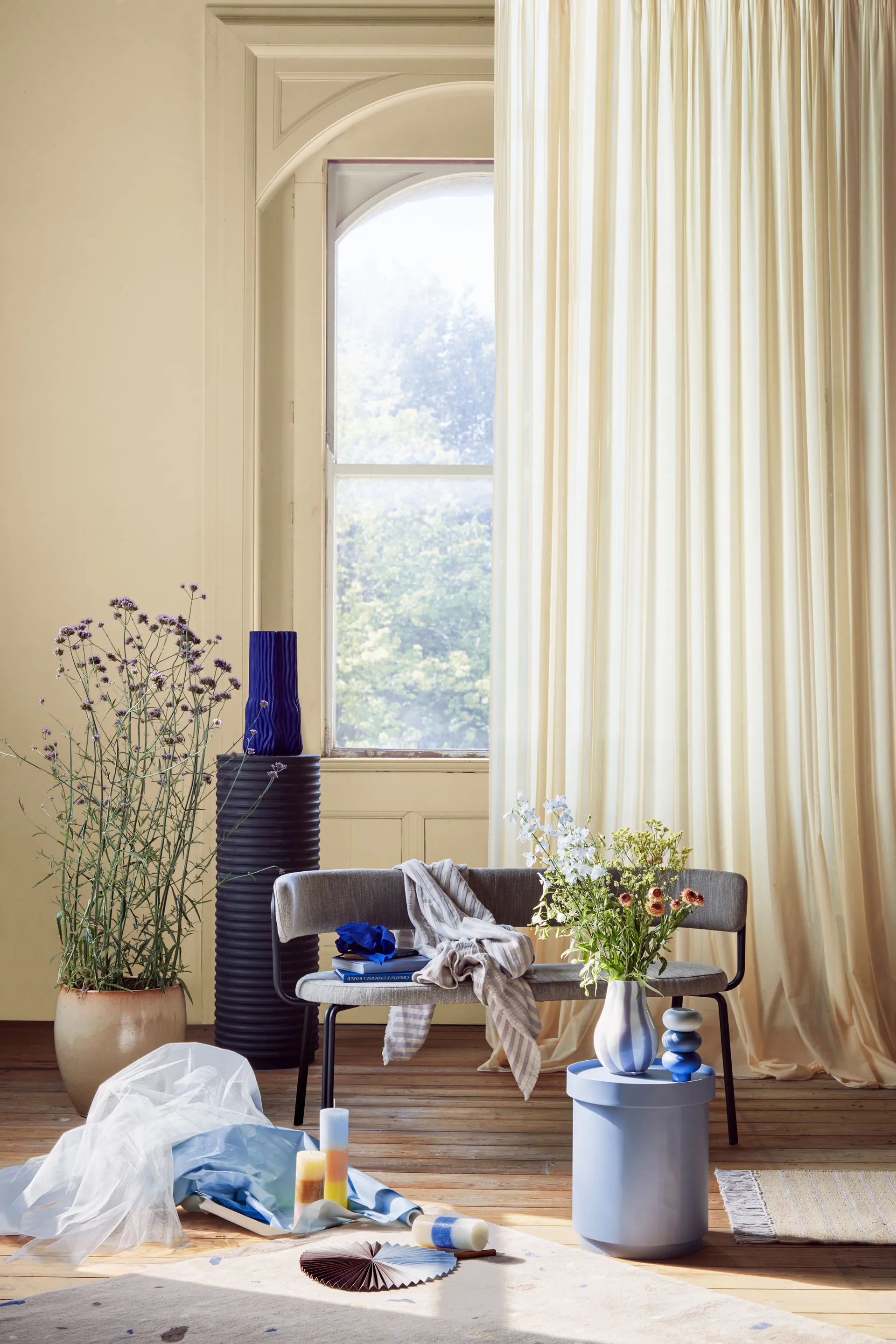 Vela gruesa Rainbow 25 cm, Pineapple cloud Broste Copenhagen