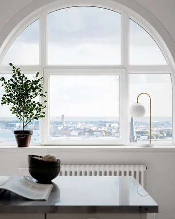 Lámpara de mesa Bellagio 60 cm - Latón-blanco - By Rydéns