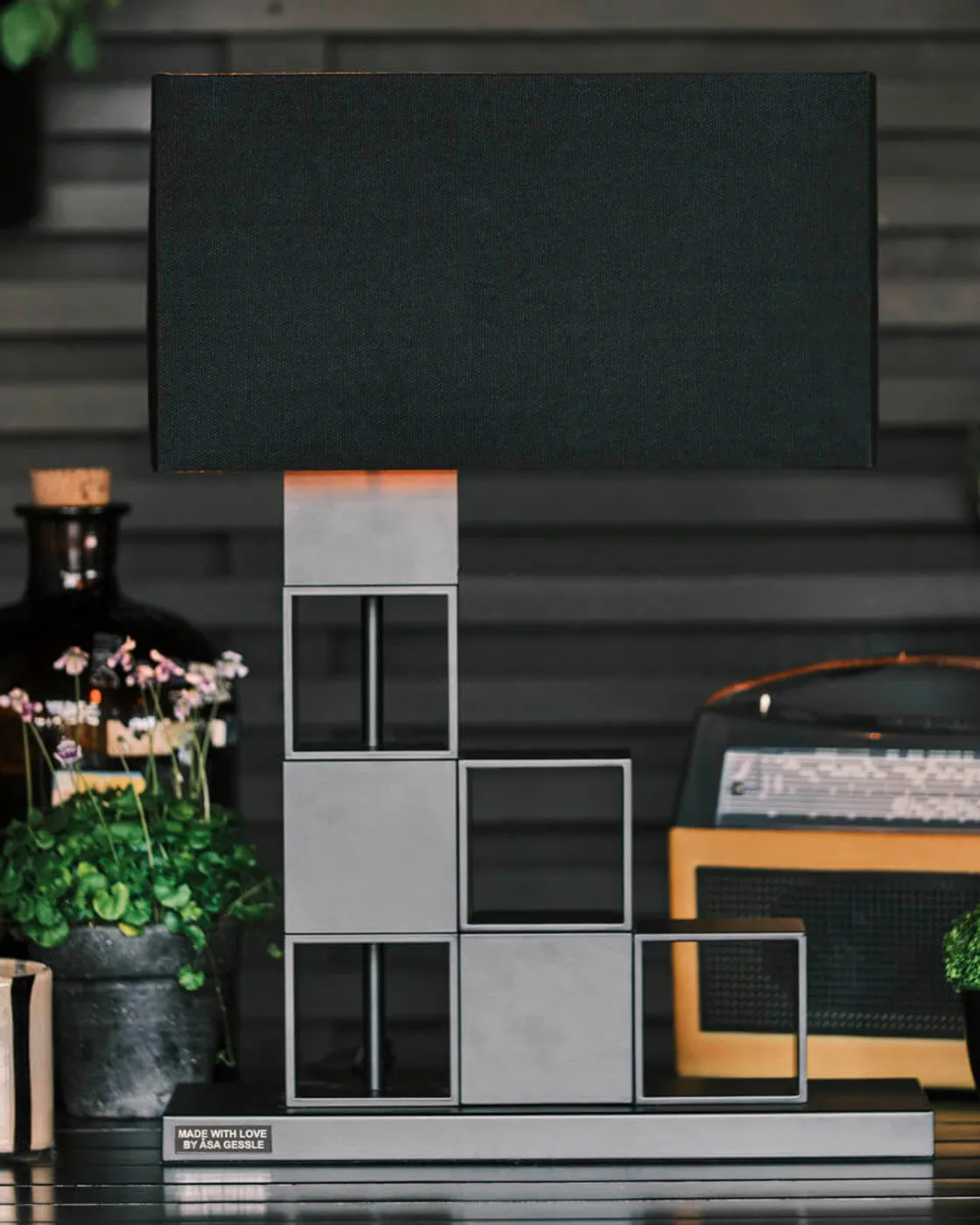 Lámpara de mesa Love Is All 55,5 cm, Negro mate By Rydéns