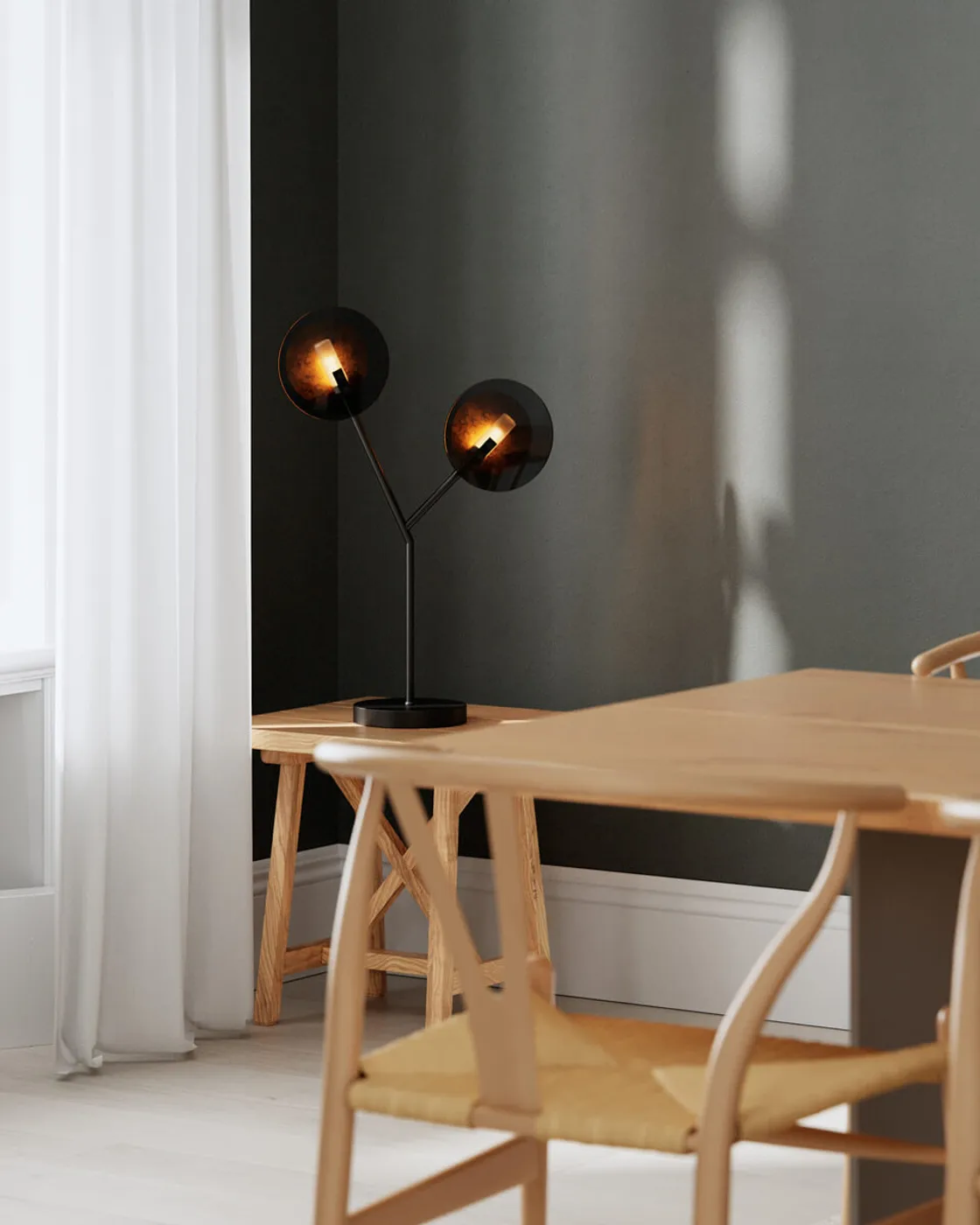 Lámpara de mesa Turno 59 cm, Mate negro-dorado By Rydéns