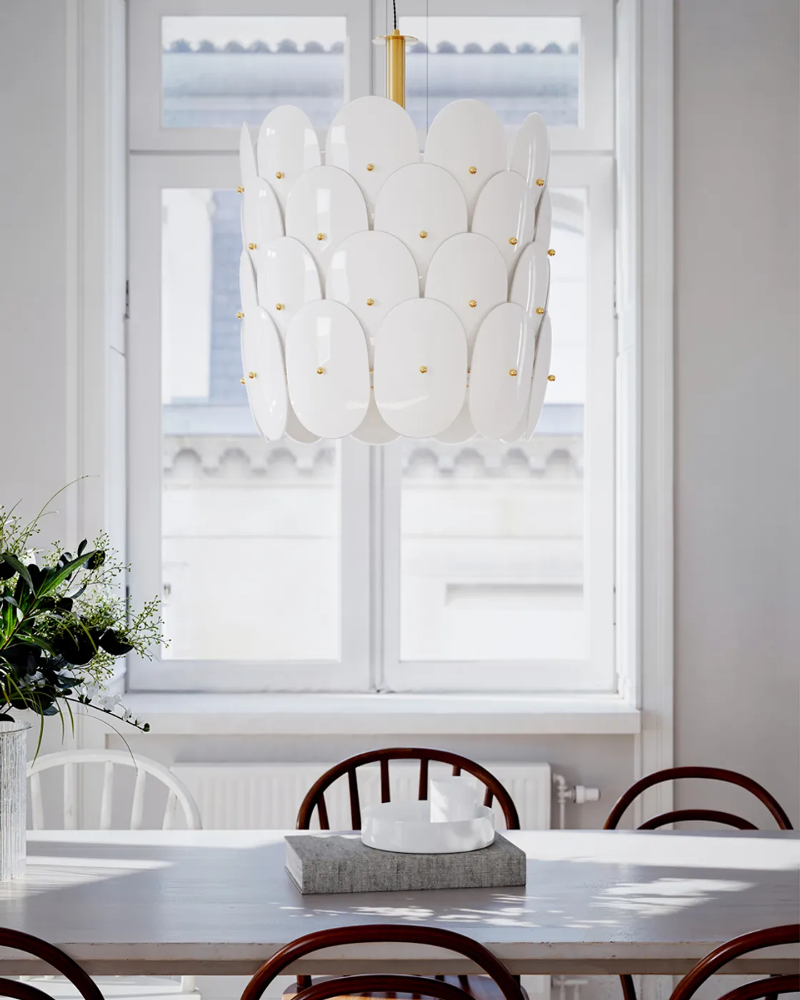 Lámpara de techo Omlott Ø50 cm, Latón-blanco By Rydéns