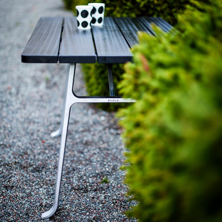 Mesa Seriff, Caoba aceitado, soporte de aluminio en bruto Byarums bruk