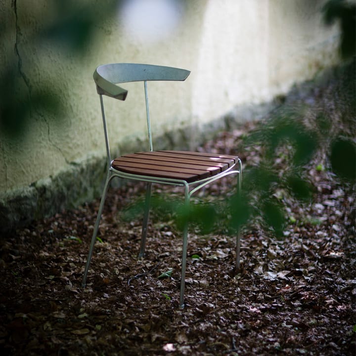 Silla Dover, Caoba aceitado, soporte negro Byarums bruk