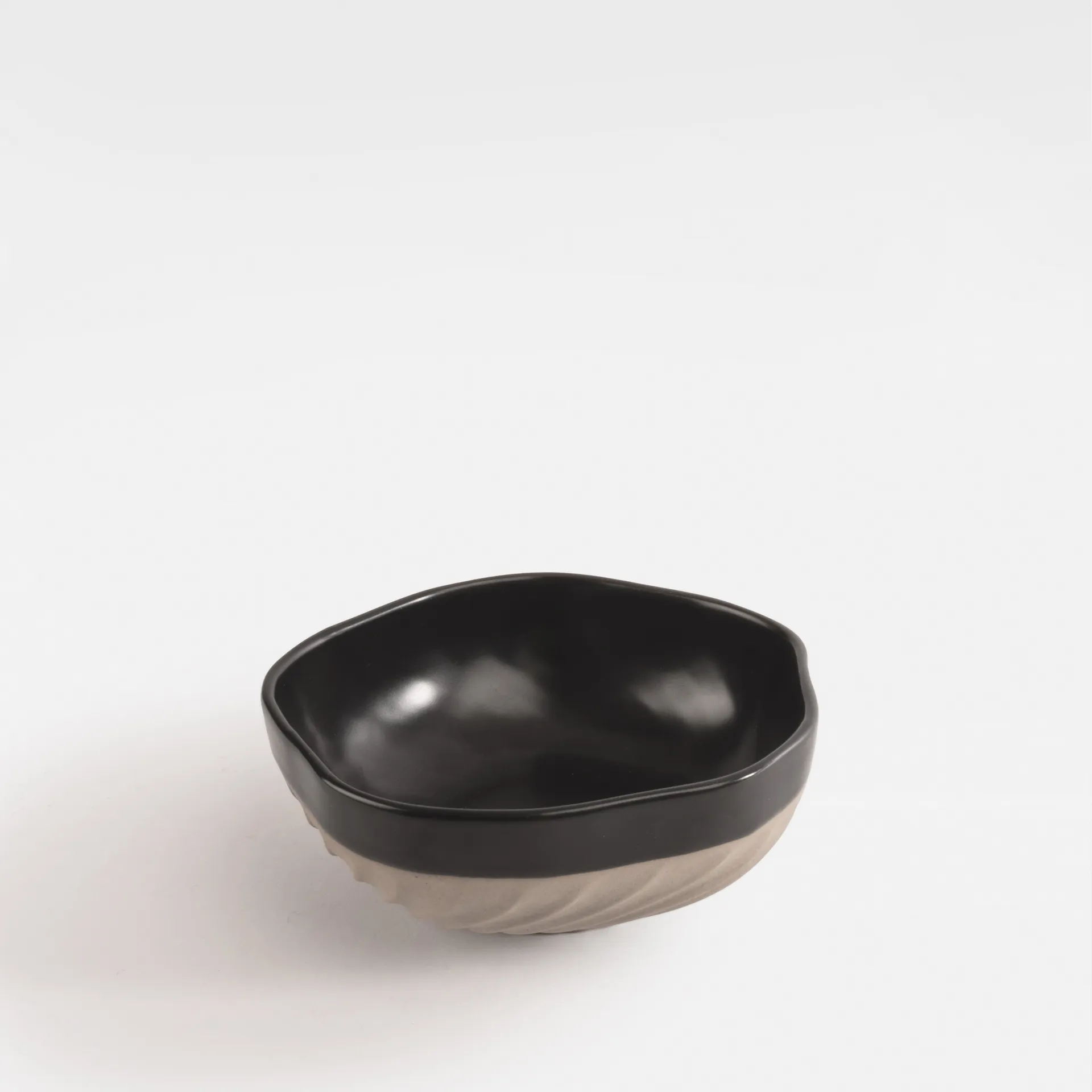 Bol Swirl Ø11 cm, Negro-beige Byon