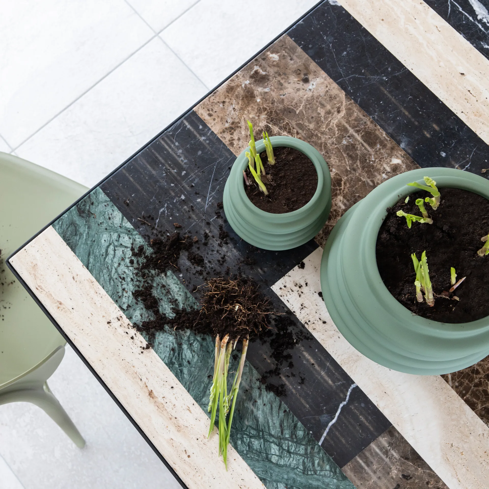 Jarrón Mila 25 cm, verde Byon