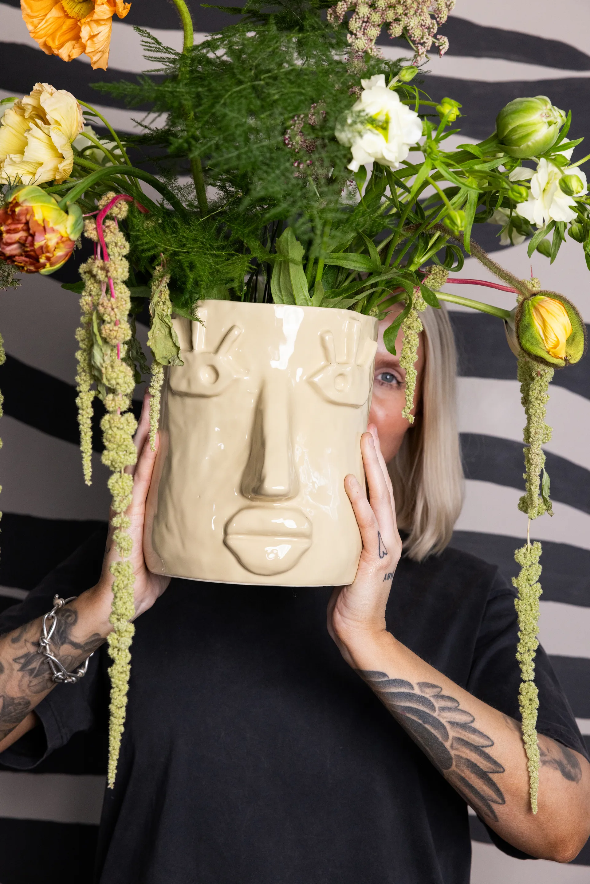 Maceta Facy L 24x19x22 cm, Beige Byon