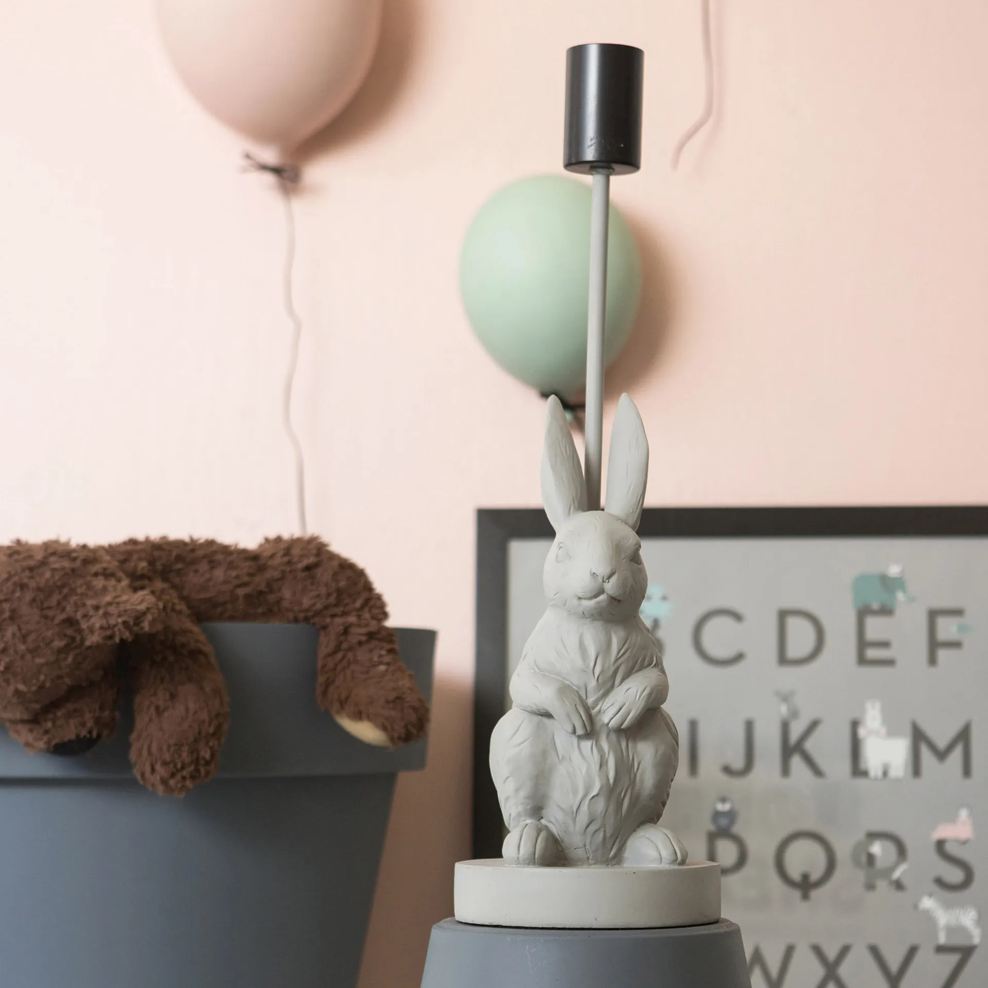 Pie de lámpara Byon animal, conejo Byon