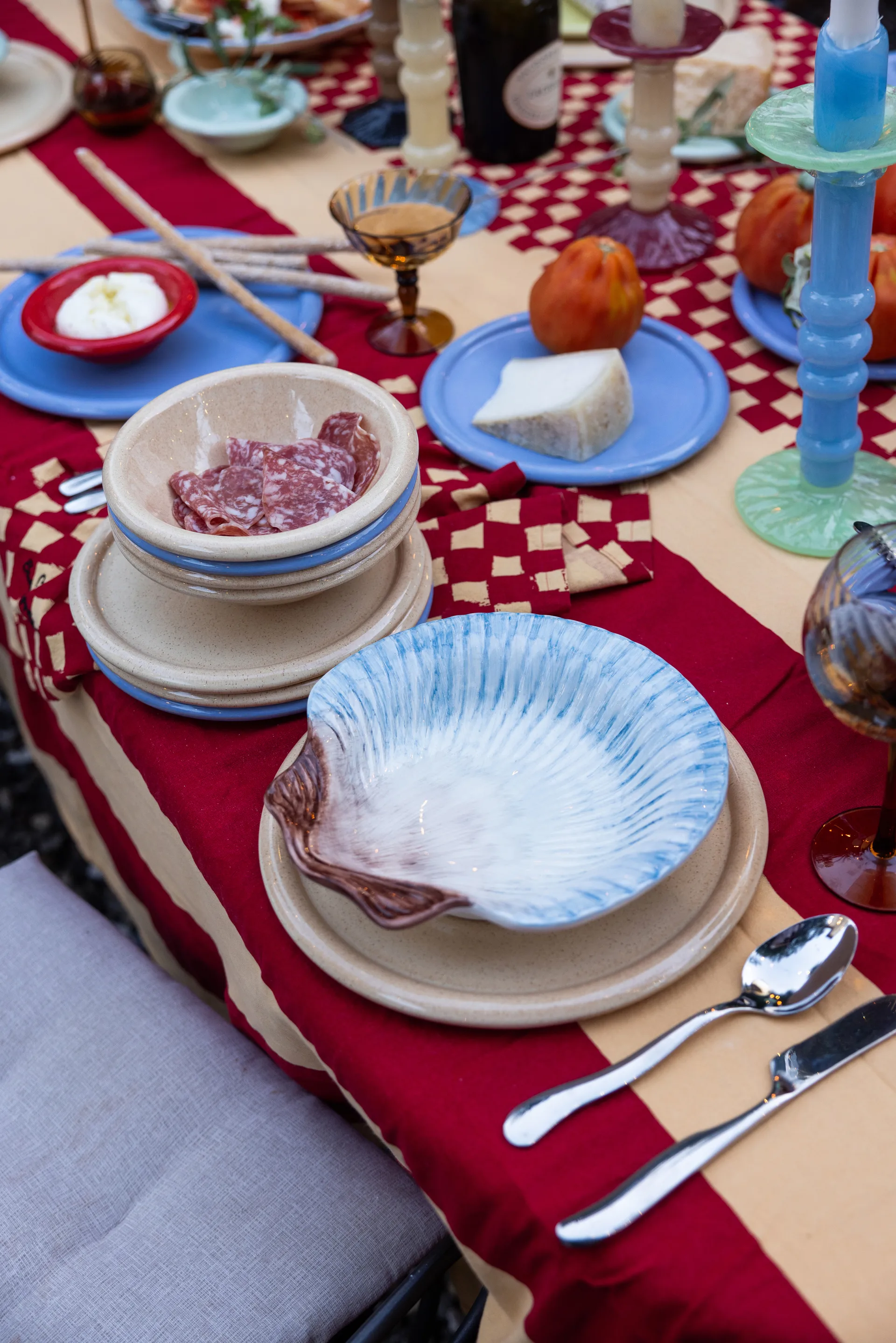 Plato Armona 23,5x23,5 cm, Azul claro Byon