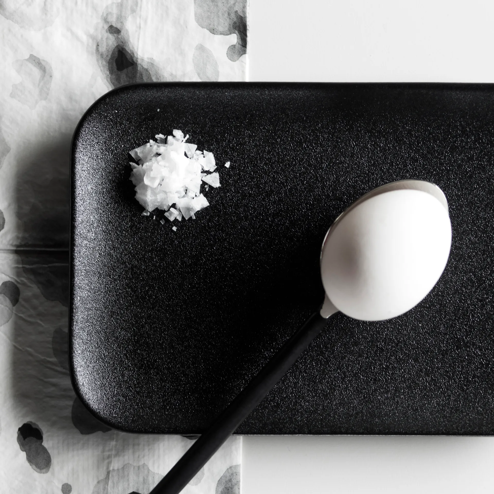 Plato Raw Black rectangular, negro Byon