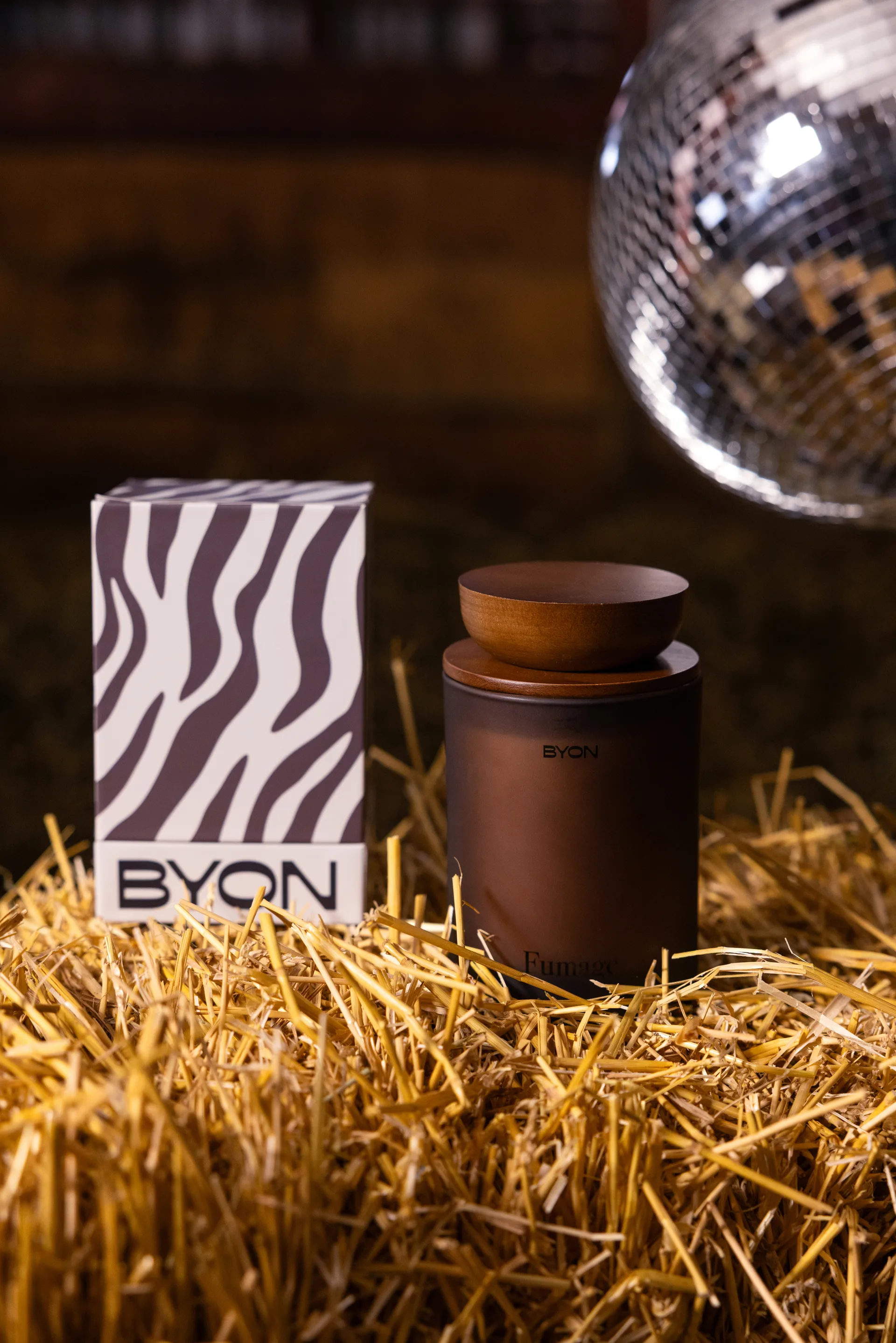 Vela aromática Fumage, 55 h Byon