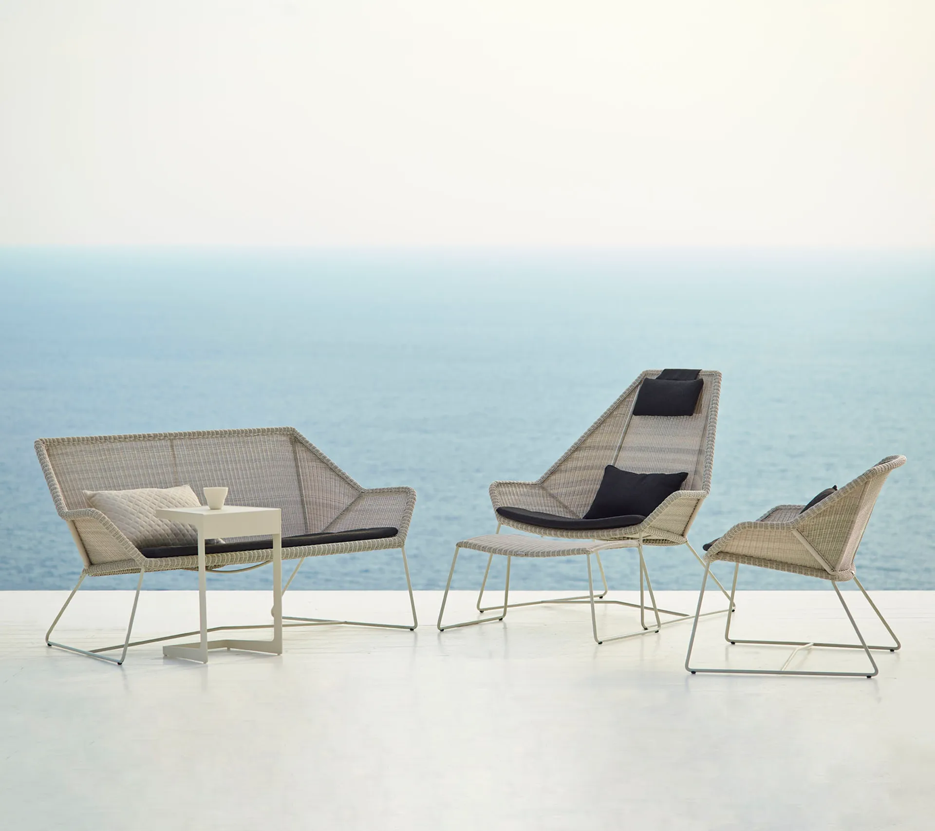 Conjunto de cojines para sillón lounge Breeze respaldo alto, Cane-line Natté black Cane-line