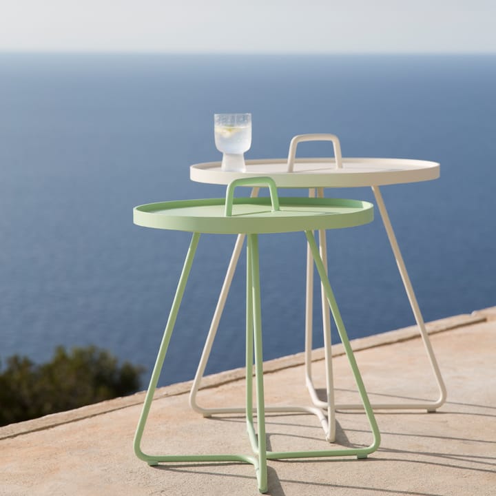 Mesa On the move Ø37 cm, Light grey Cane-line