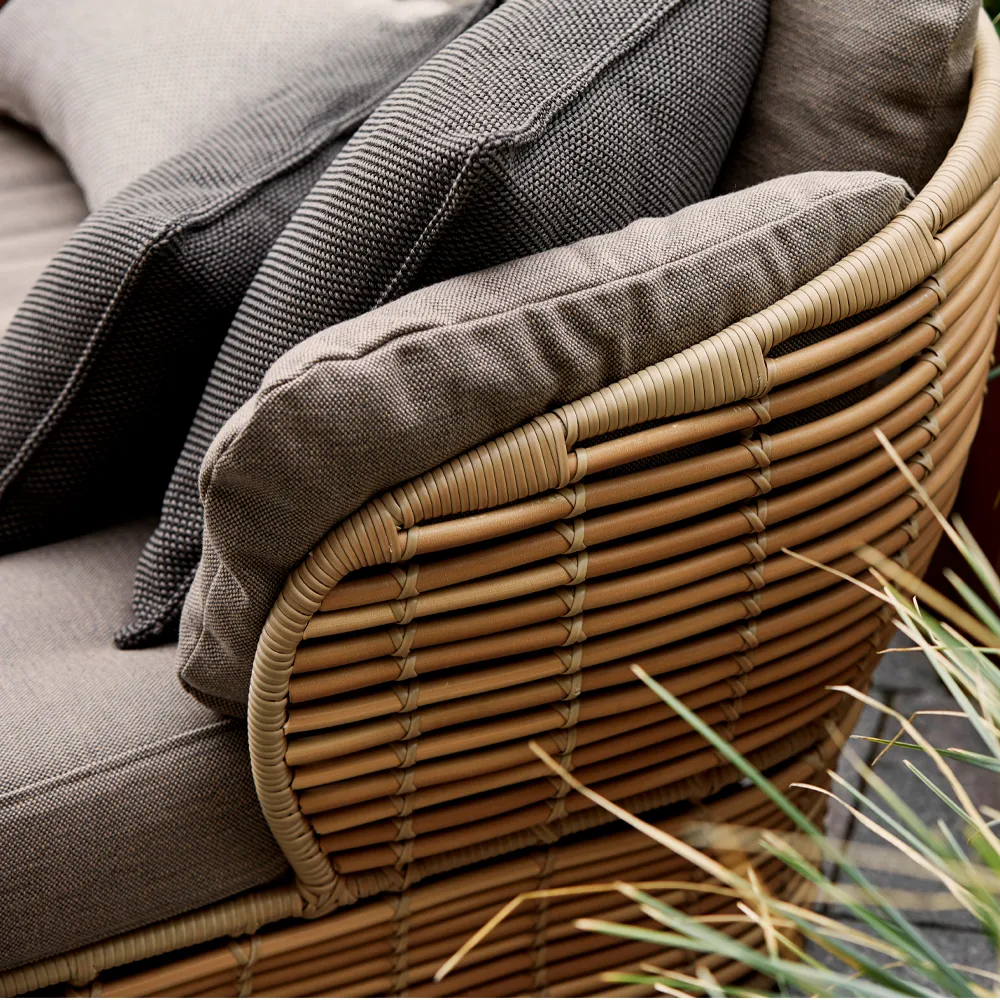 Sofá Basket de 2 plazas, Natural, cojines taupe Cane-line