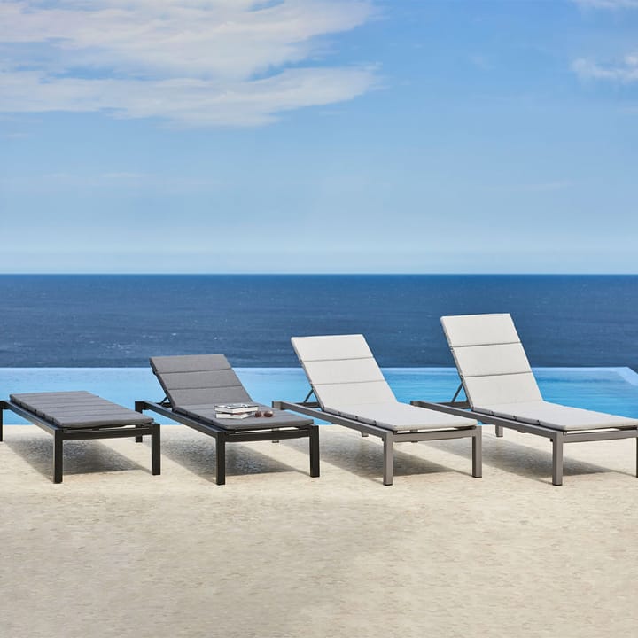 Tumbona Relax, Cane-Line Natté light grey, incluye cojín Cane-line