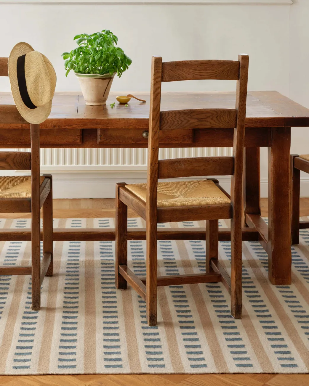 Alfombra de lana Ladakh, Off white-l. beige-heaven blue, 230x320 cm Chhatwal & Jonsson