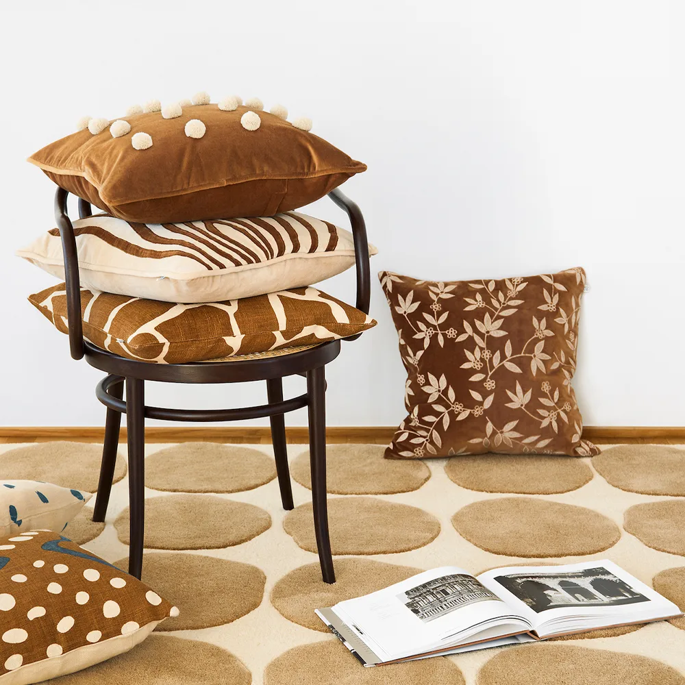 Alfombra Dots, Light khaki/light beige, 180x270 cm Chhatwal & Jonsson