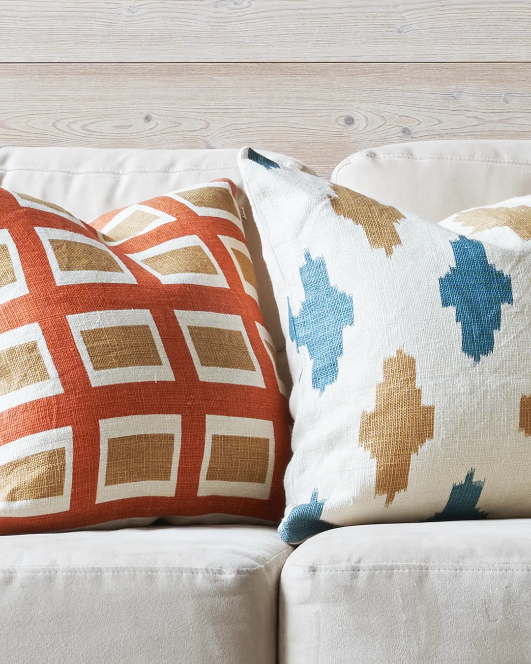 Funda de cojín Hira 50x50 cm, Apricot Orange/Khaki Chhatwal & Jonsson