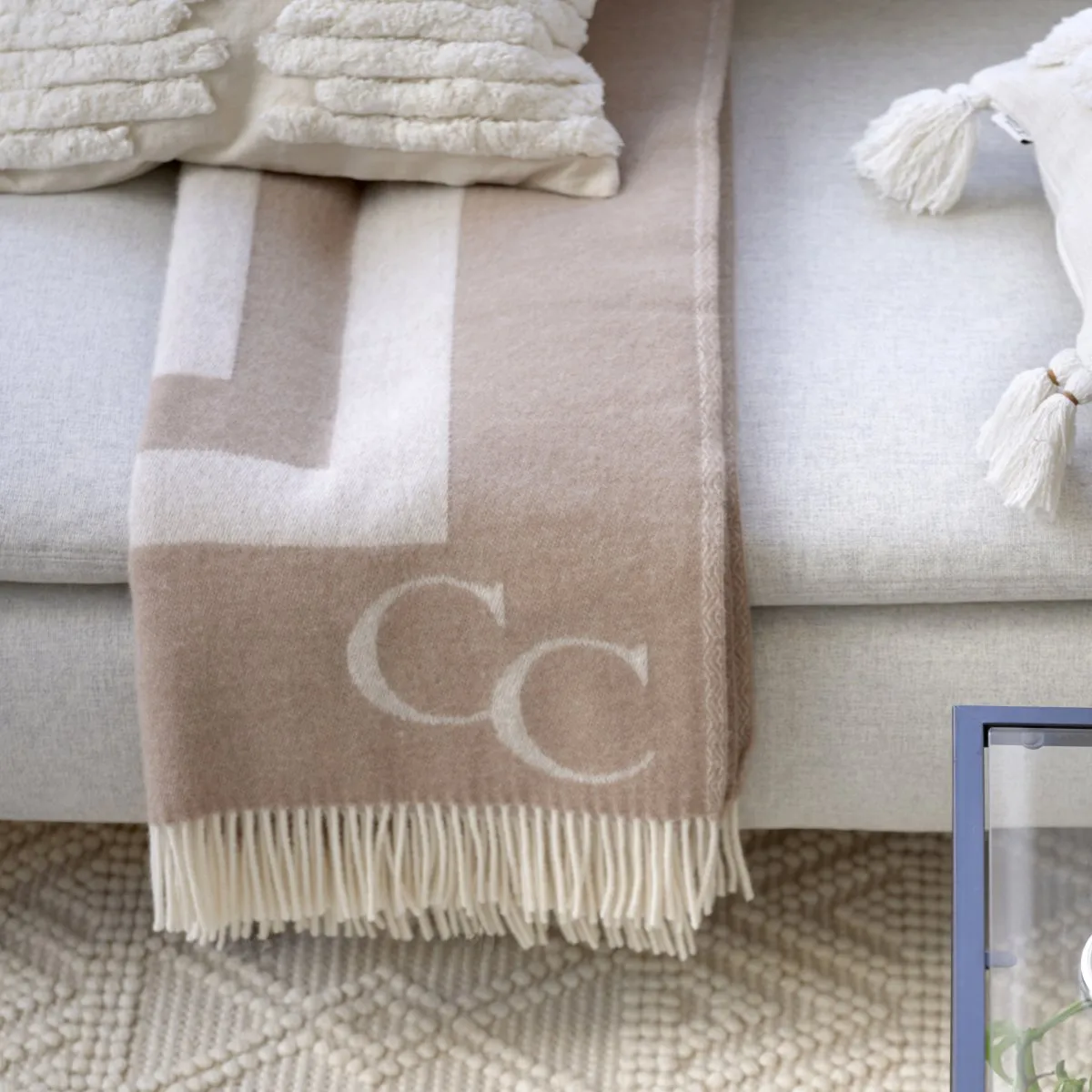 Manta de lana Monogram 130x200 cm, Beige Classic Collection