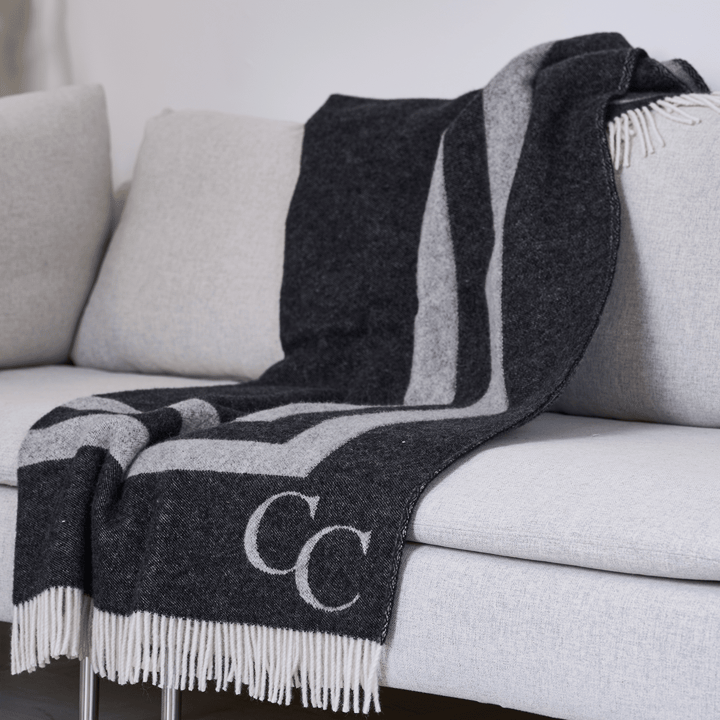 Manta de lana Monogram 130x200 cm, negro Classic Collection