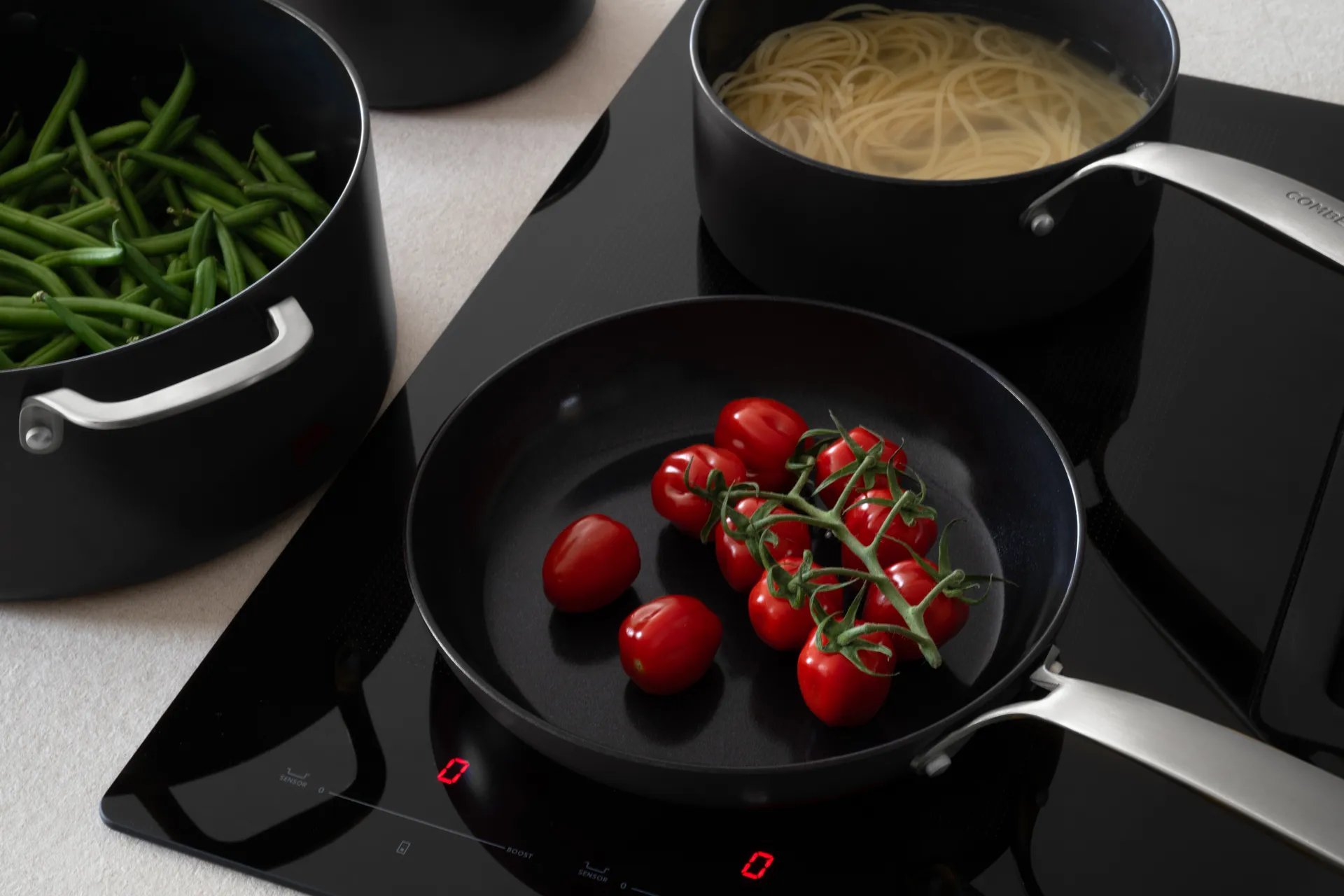 Sartén Combekk Element de aluminio negro, Ø28 cm Combekk