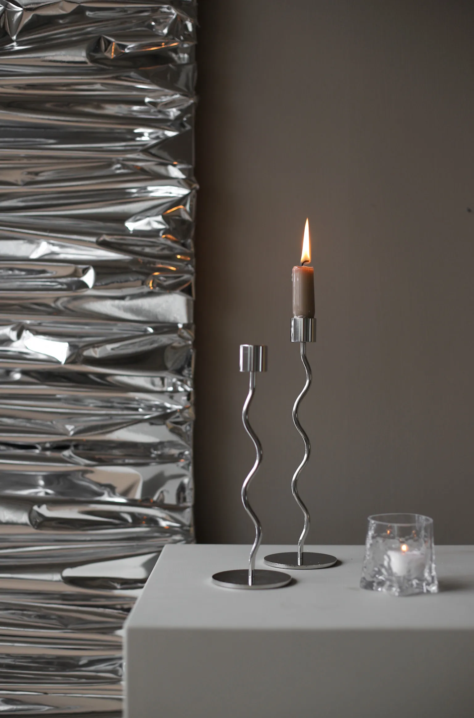 Candelabro Curved 26 cm, Acero inoxidable Cooee Design