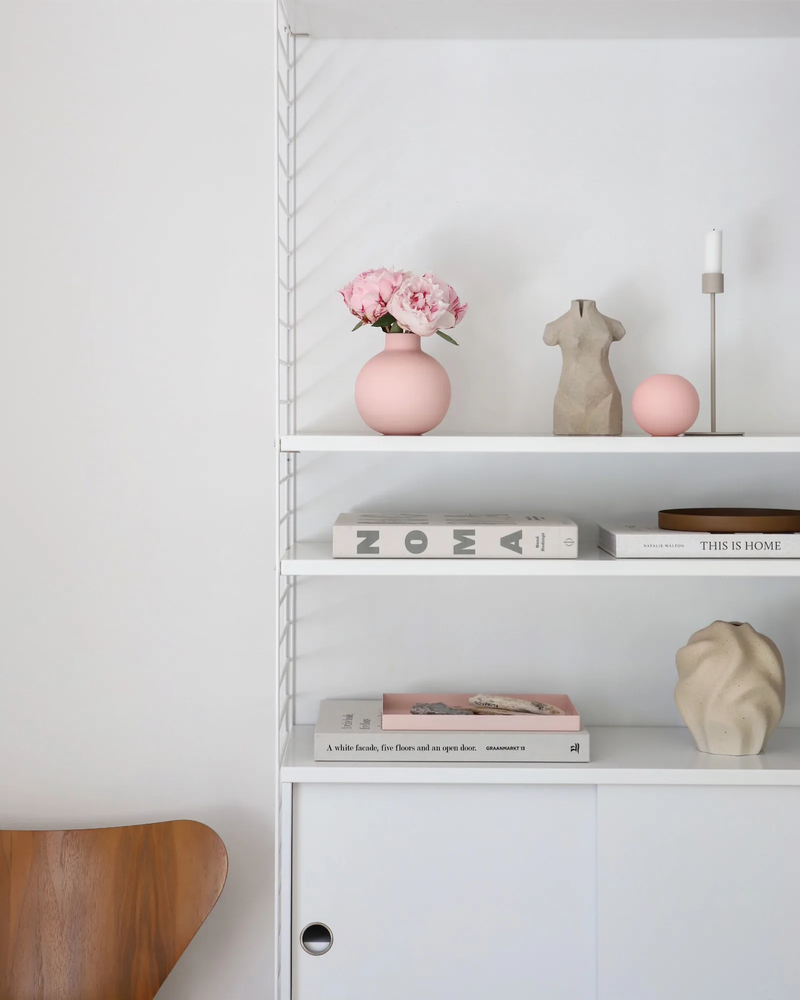 Escultura Leah, Limestone Cooee Design