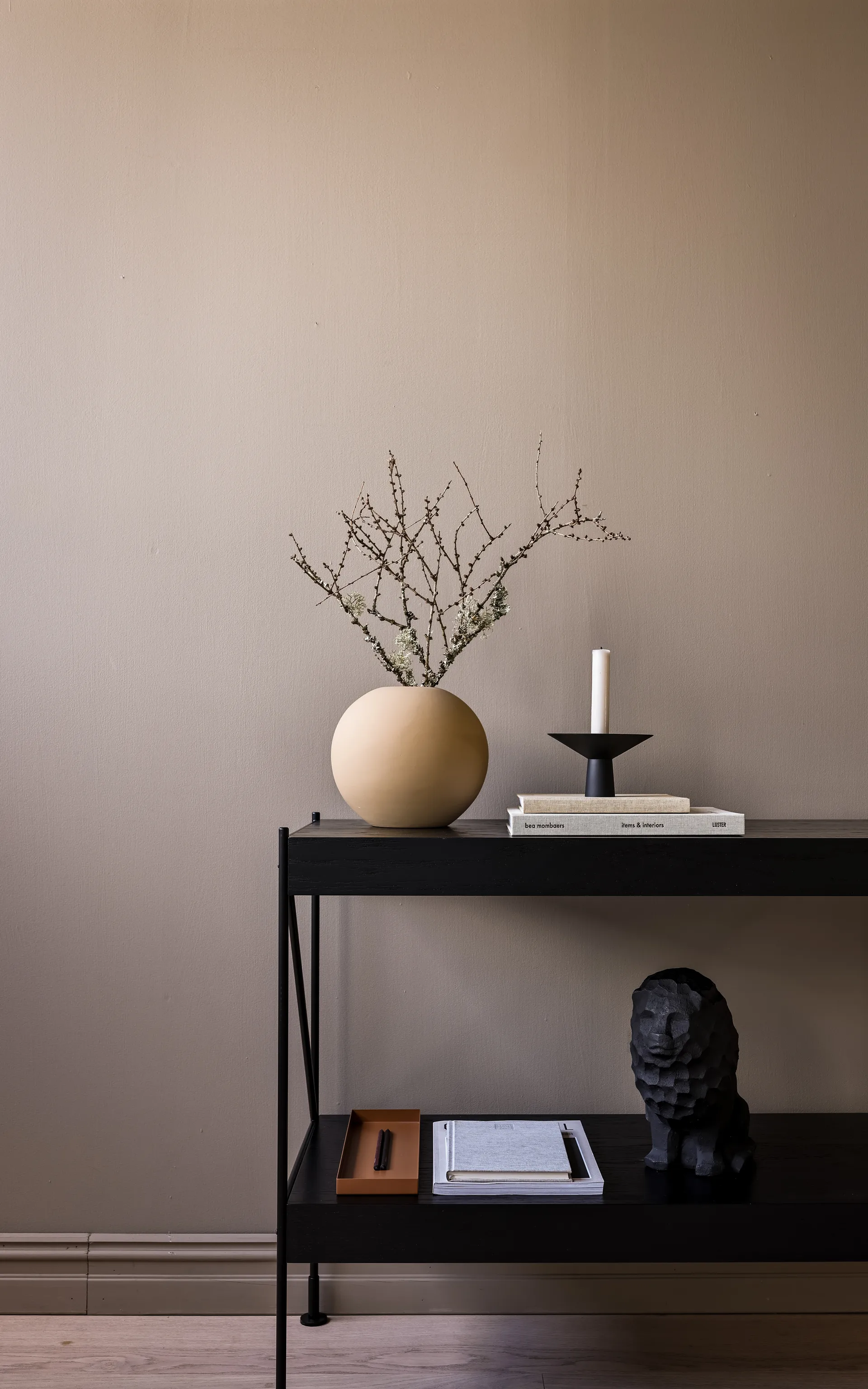 Escultura Lion of Judah, Coal Cooee Design