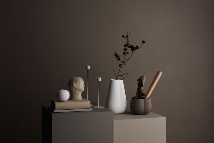 Escultura Olufemi, Limestone Cooee Design